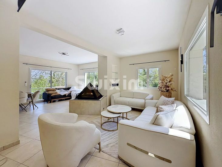 Vente Maison Gex 8&nbsp;Pièces 224&nbsp;m²