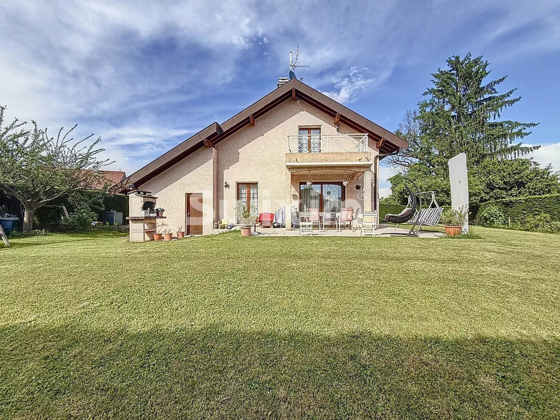 maison 7 Pièces en vente sur Sergy (01630)