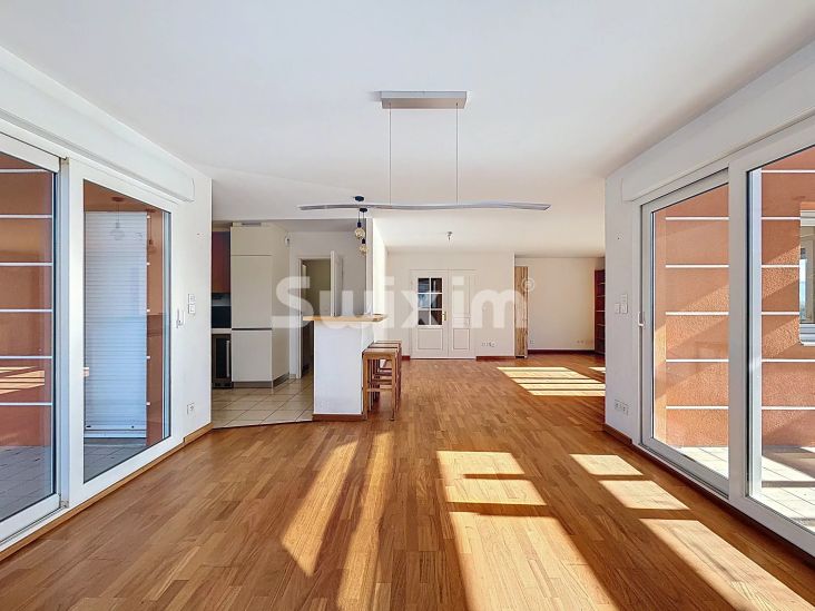 Vente Appartement Ferney-Voltaire 6&nbsp;Pièces 142.06&nbsp;m²