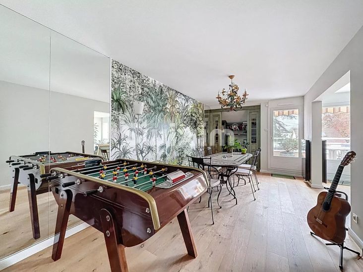 Vente Appartement Ferney-Voltaire 5&nbsp;Pièces 145&nbsp;m²