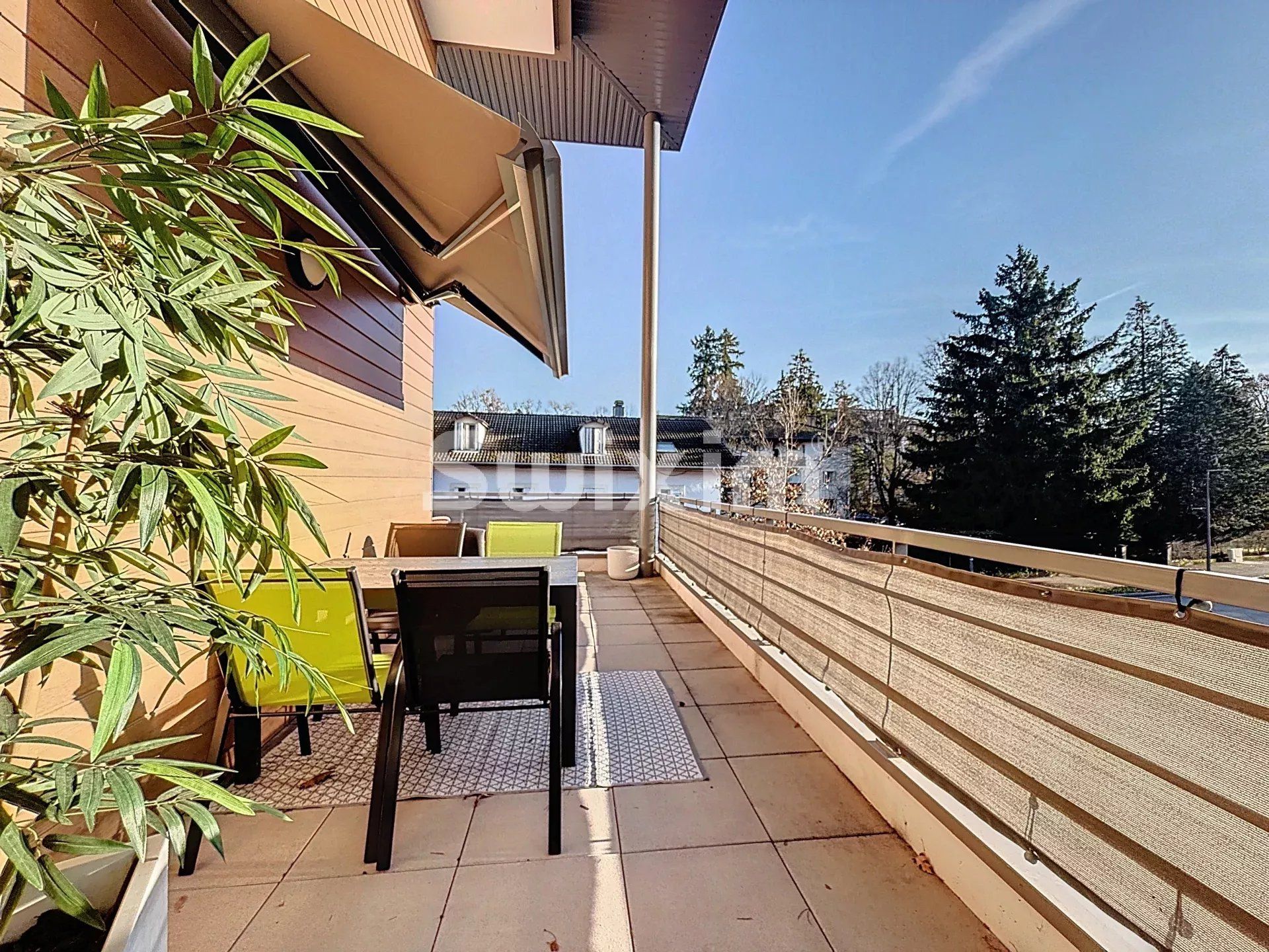 apartment 4 Rooms for sale on Divonne-les-Bains (01220)