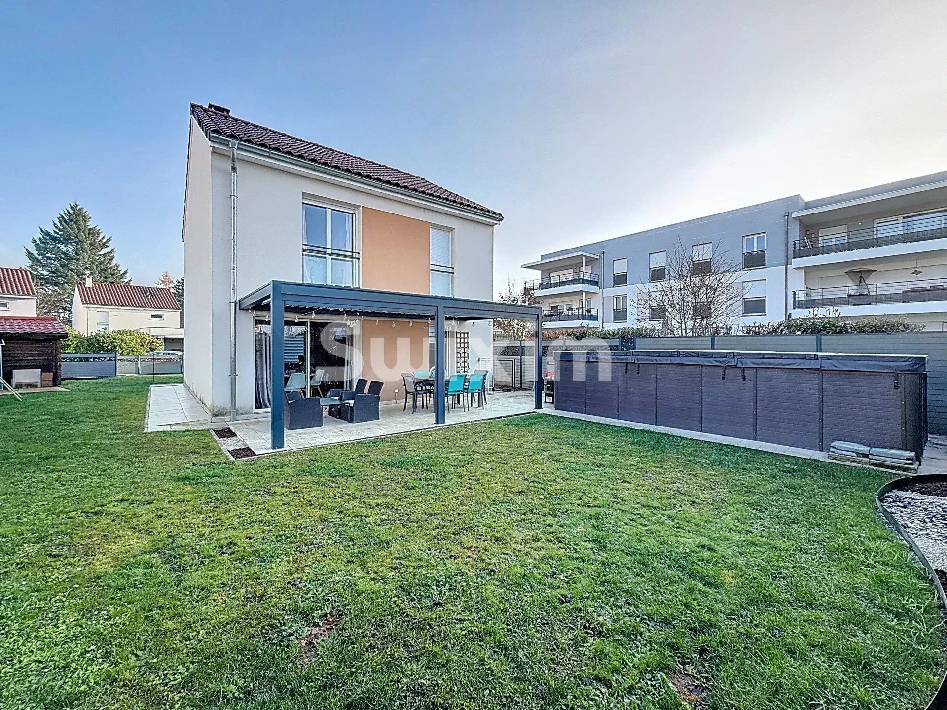 maison 5 Pièces en vente sur Saint-Genis-Pouilly (01630)
