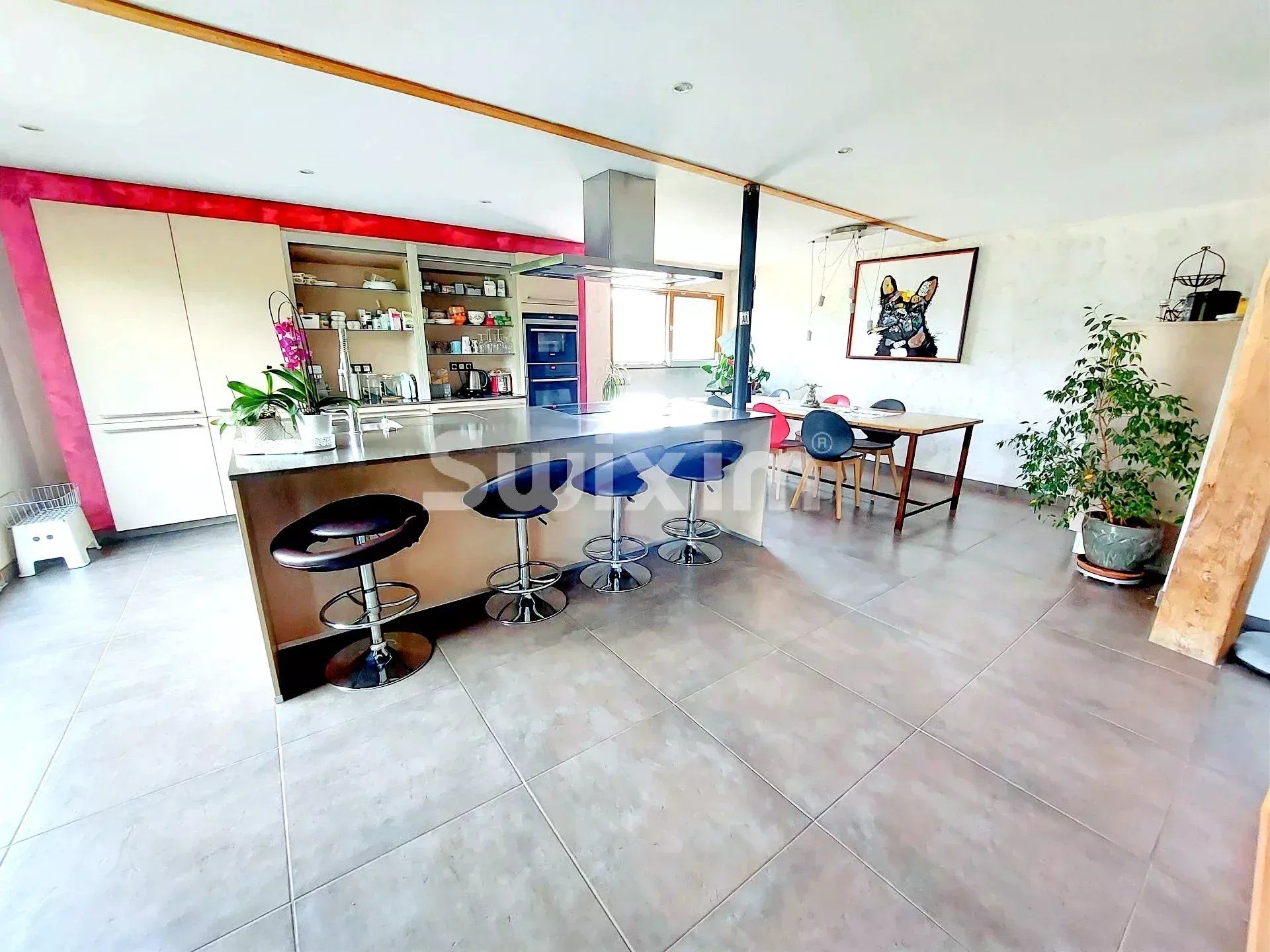 maison 6 Pièces en vente sur Saint-Genis-Pouilly (01630)