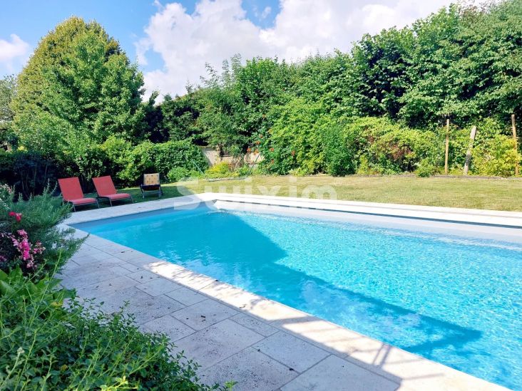Vente Maison Saint-Genis-Pouilly 6&nbsp;Pièces 286&nbsp;m²