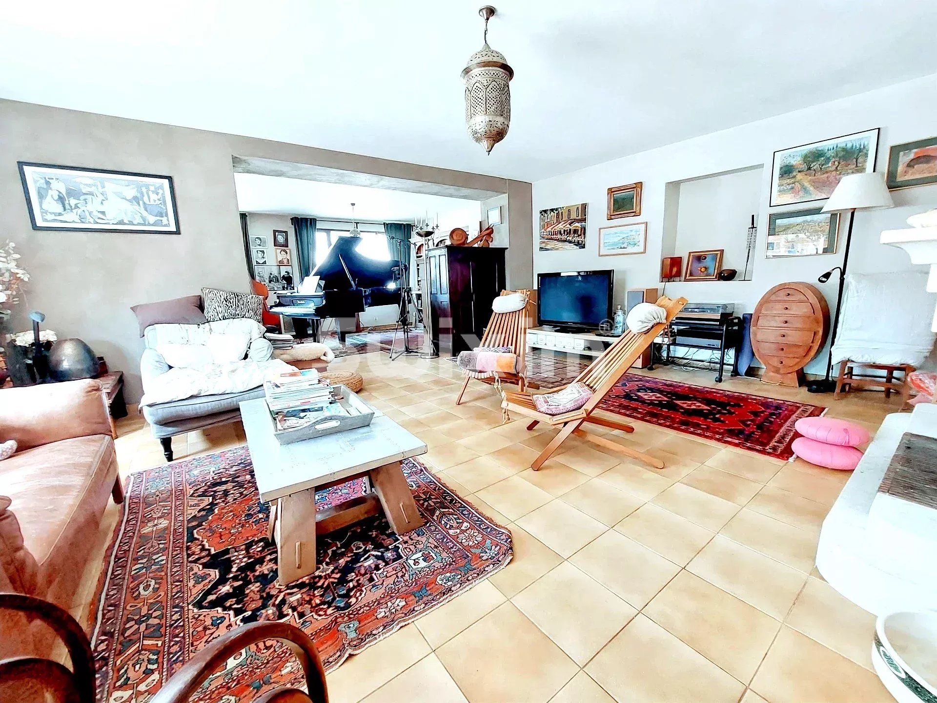 maison 7 Pièces en vente sur Divonne-les-Bains (01220)