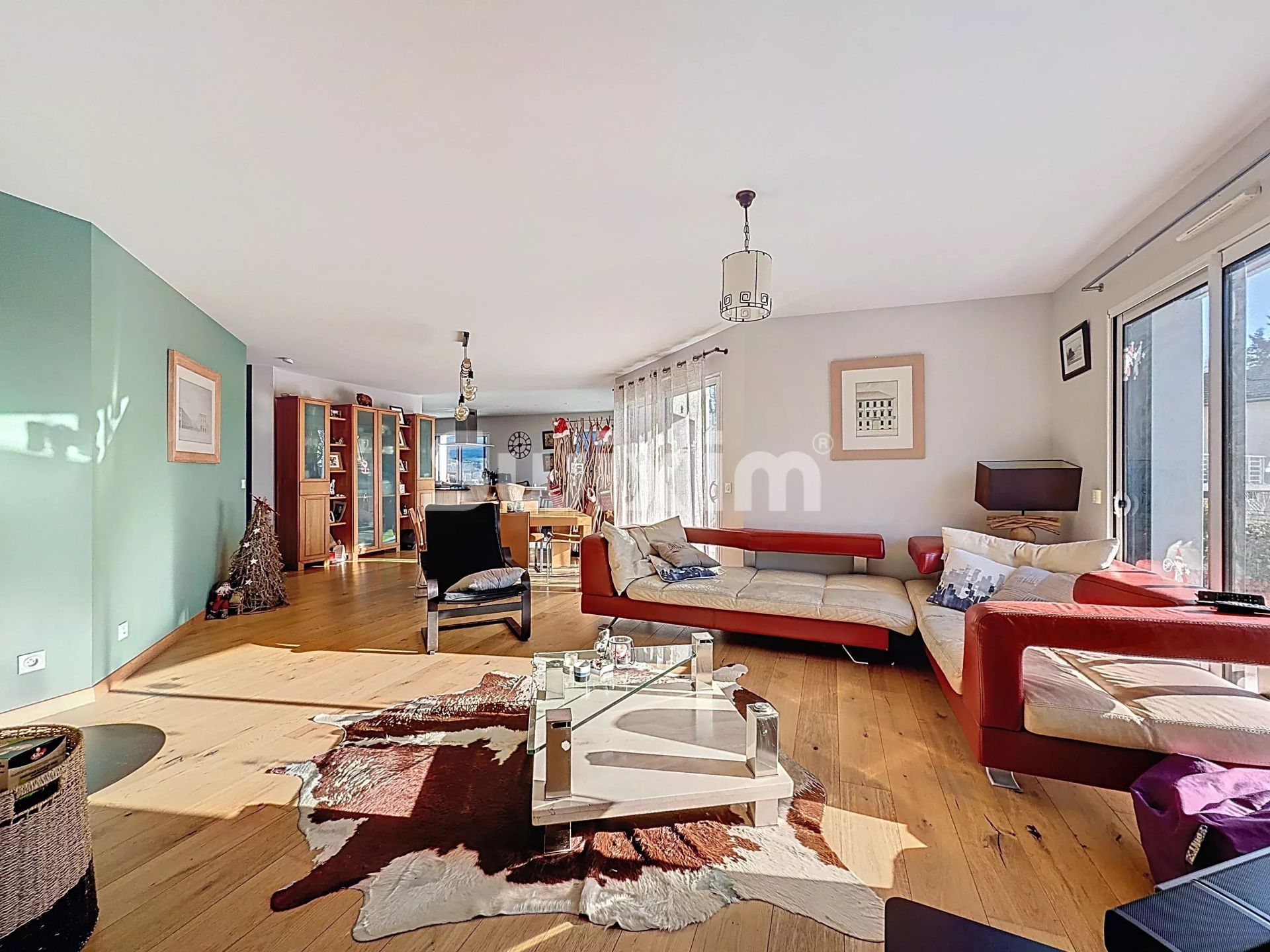 maison 7 Pièces en vente sur Chevry (01170)