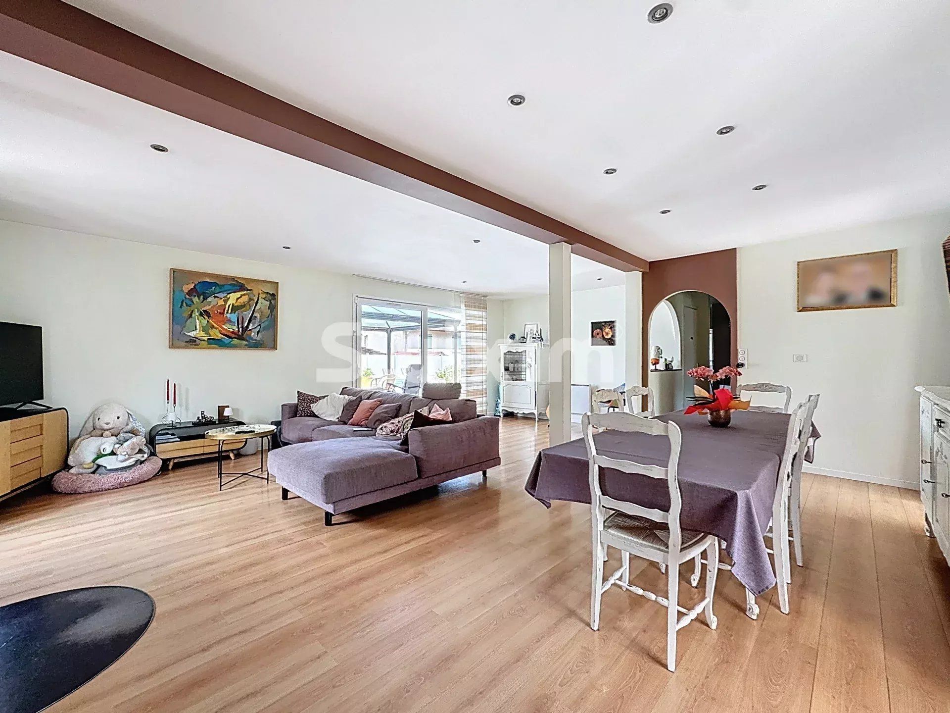 maison 6 Pièces en vente sur Cessy (01170)