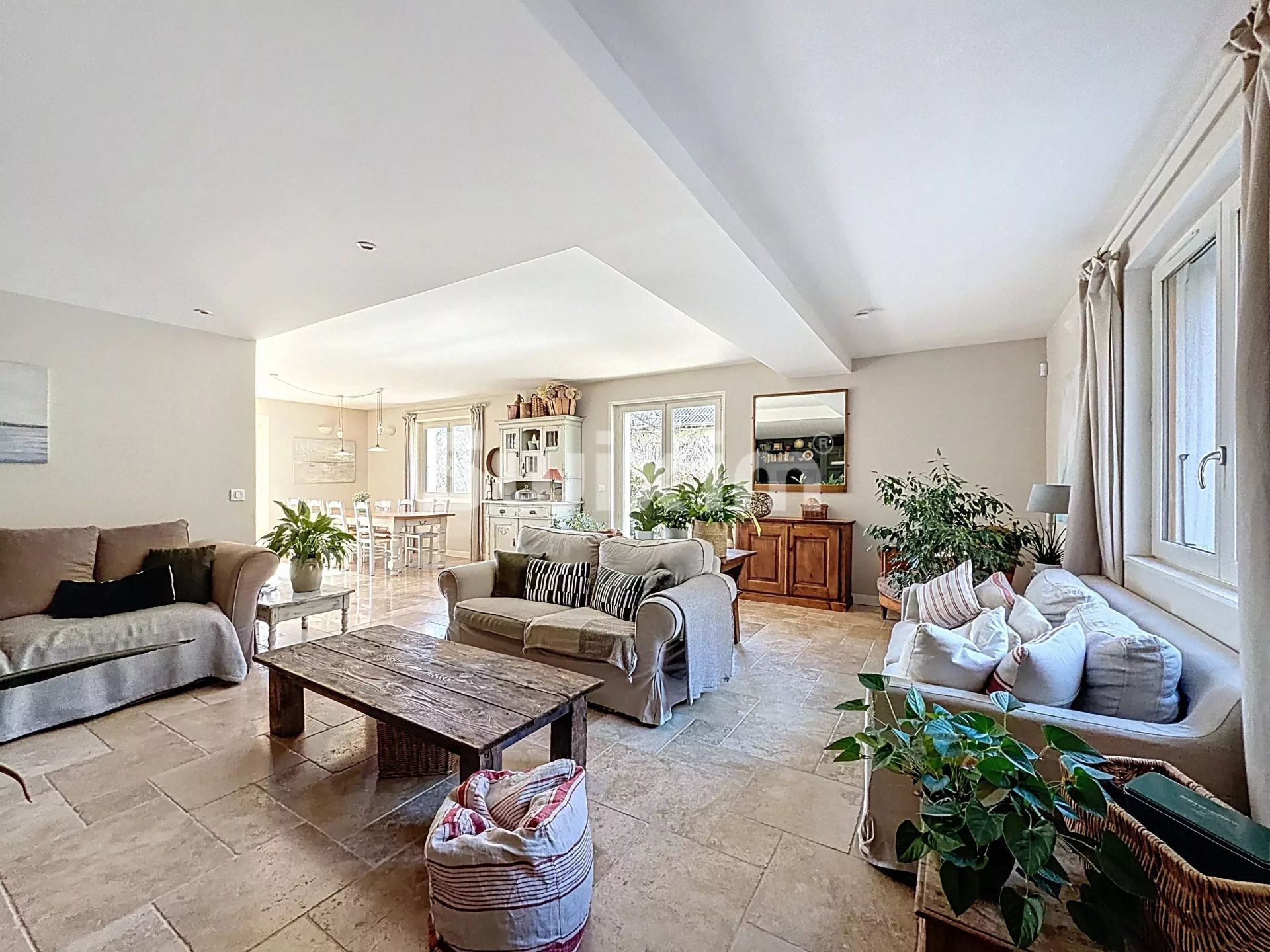 maison 9 Pièces en vente sur Gex (01170)