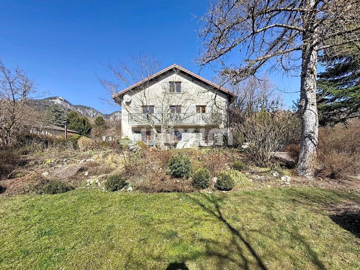 Vente Maison Gex 9&nbsp;Pièces 320&nbsp;m²