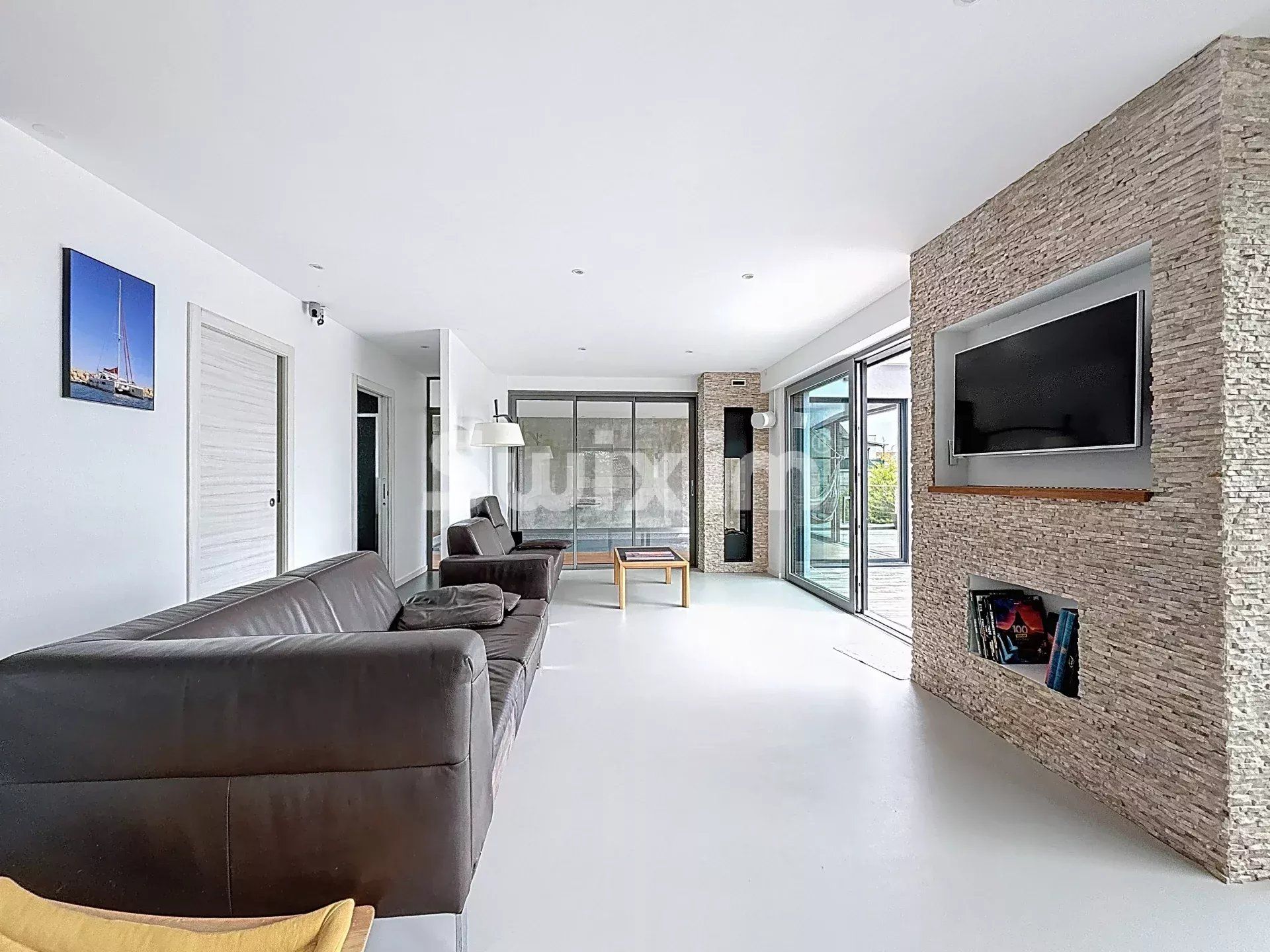 maison 6 Pièces en vente sur Prévessin-Moëns (01280)
