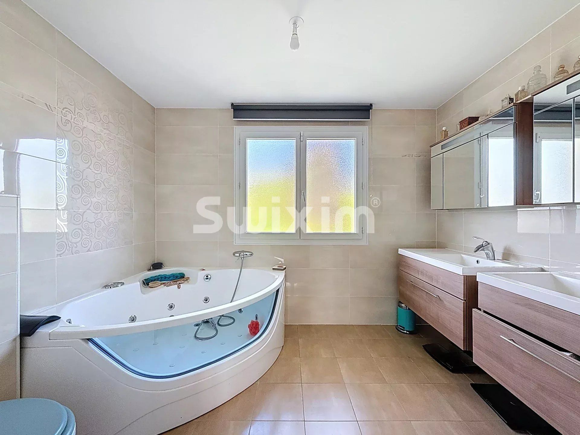 maison 7 Pièces en vente sur Prévessin-Moëns (01280)