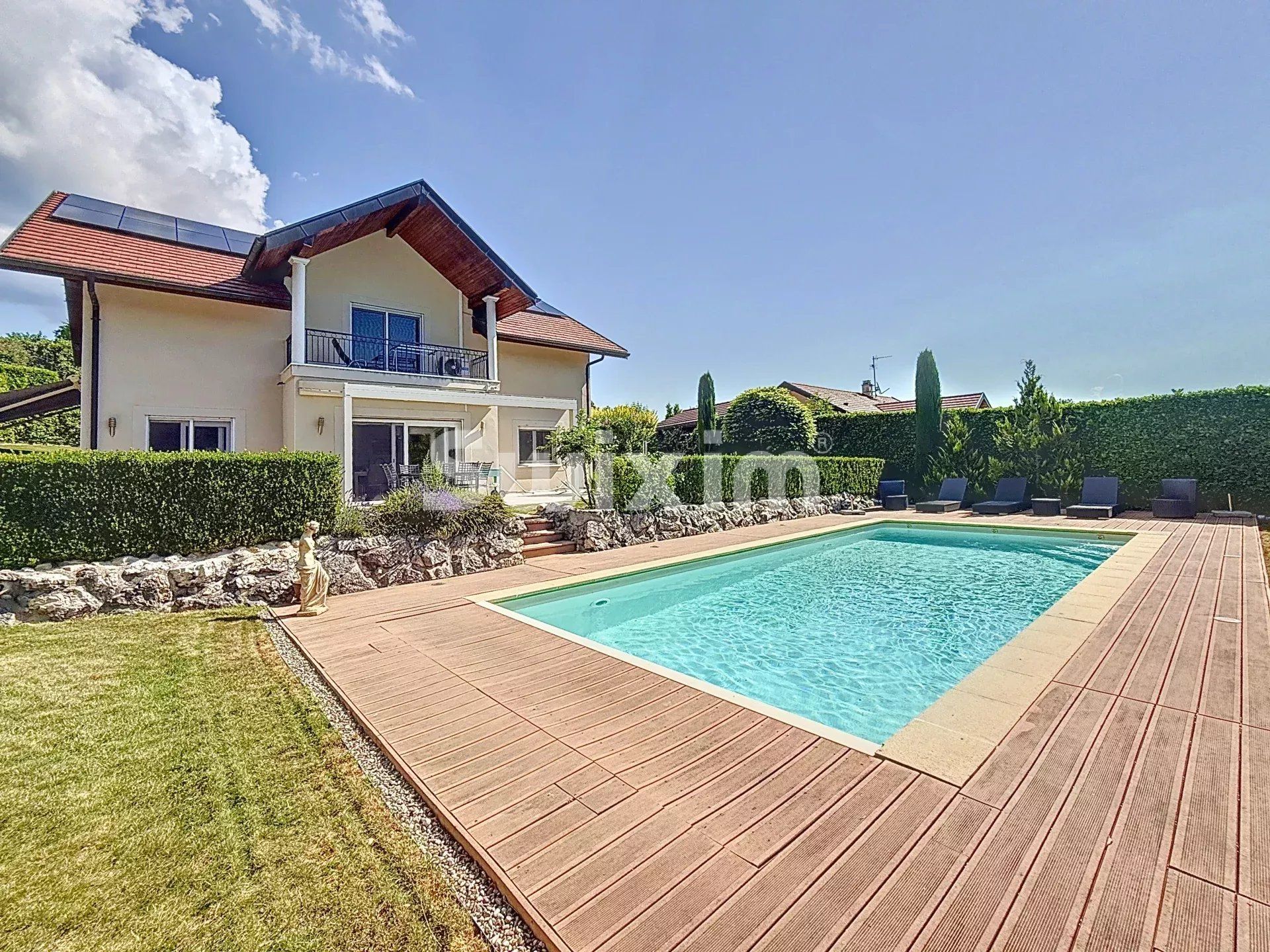 maison 7 Pièces en vente sur Divonne-les-Bains (01220)