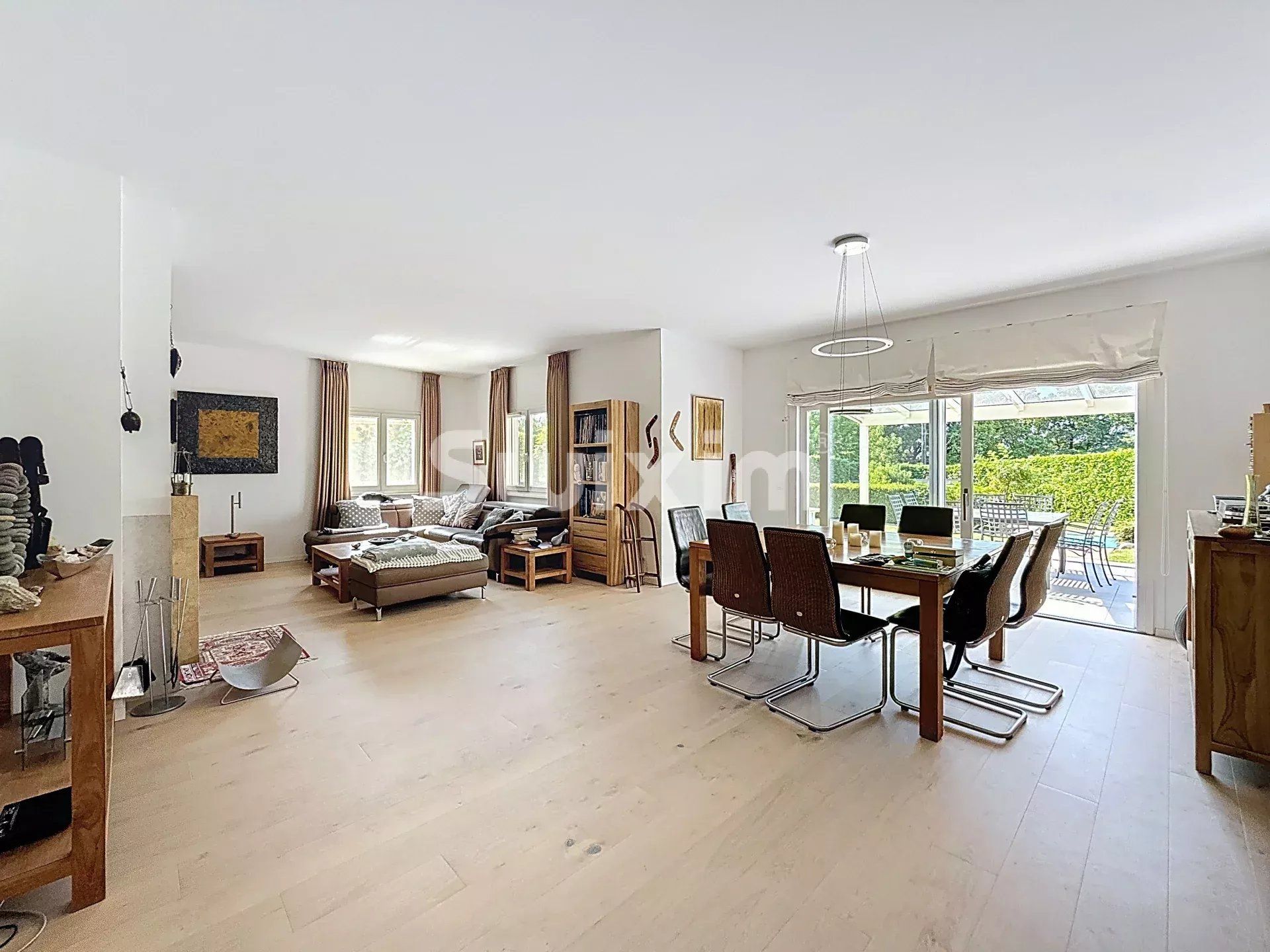 maison 7 Pièces en vente sur Divonne-les-Bains (01220)