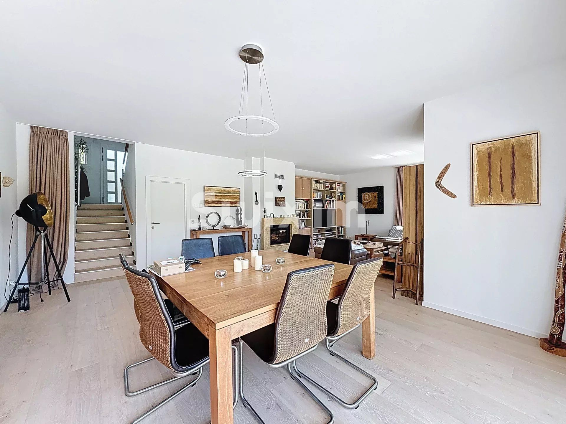 maison 7 Pièces en vente sur Divonne-les-Bains (01220)