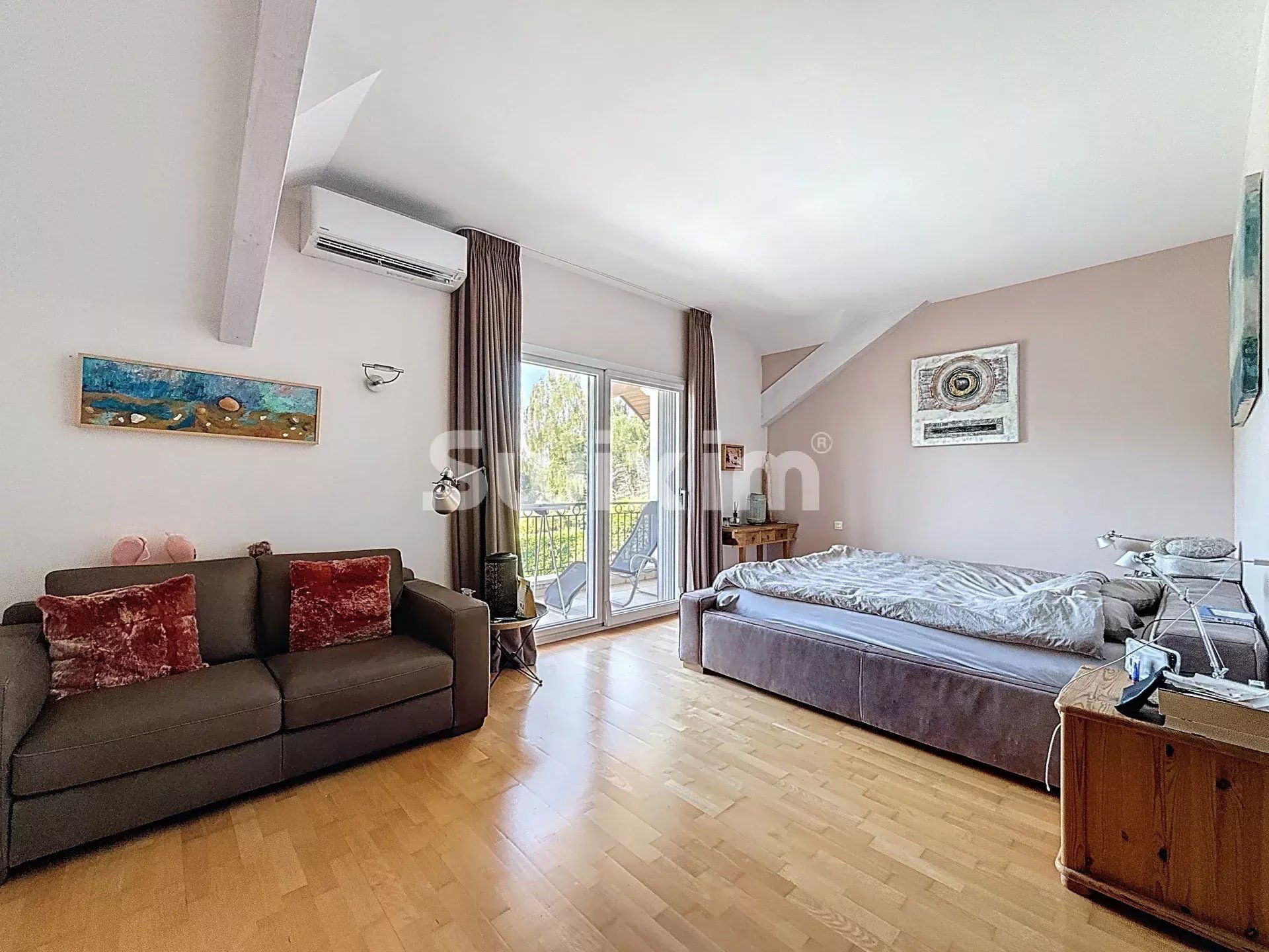 maison 7 Pièces en vente sur Divonne-les-Bains (01220)