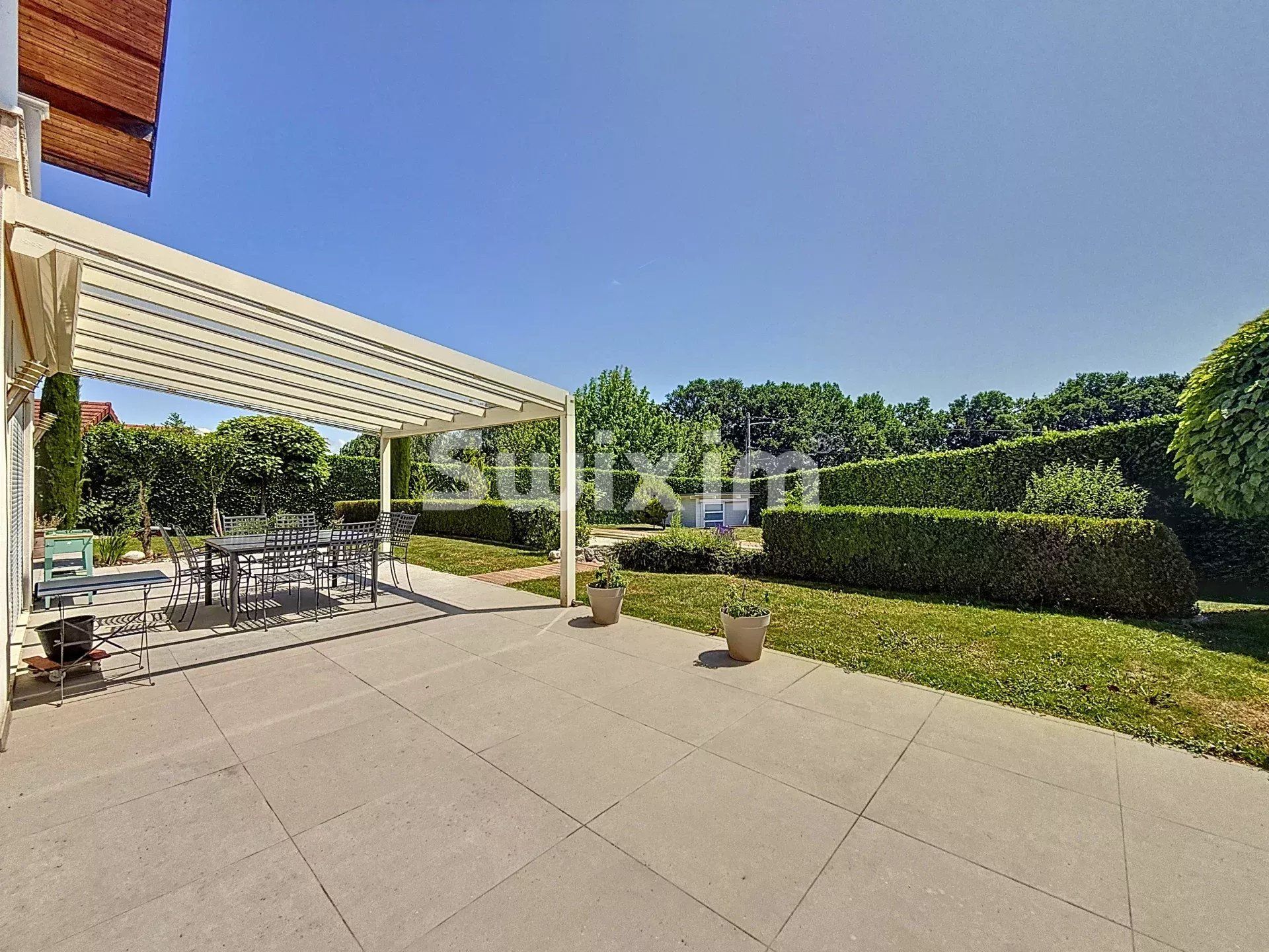 maison 7 Pièces en vente sur Divonne-les-Bains (01220)