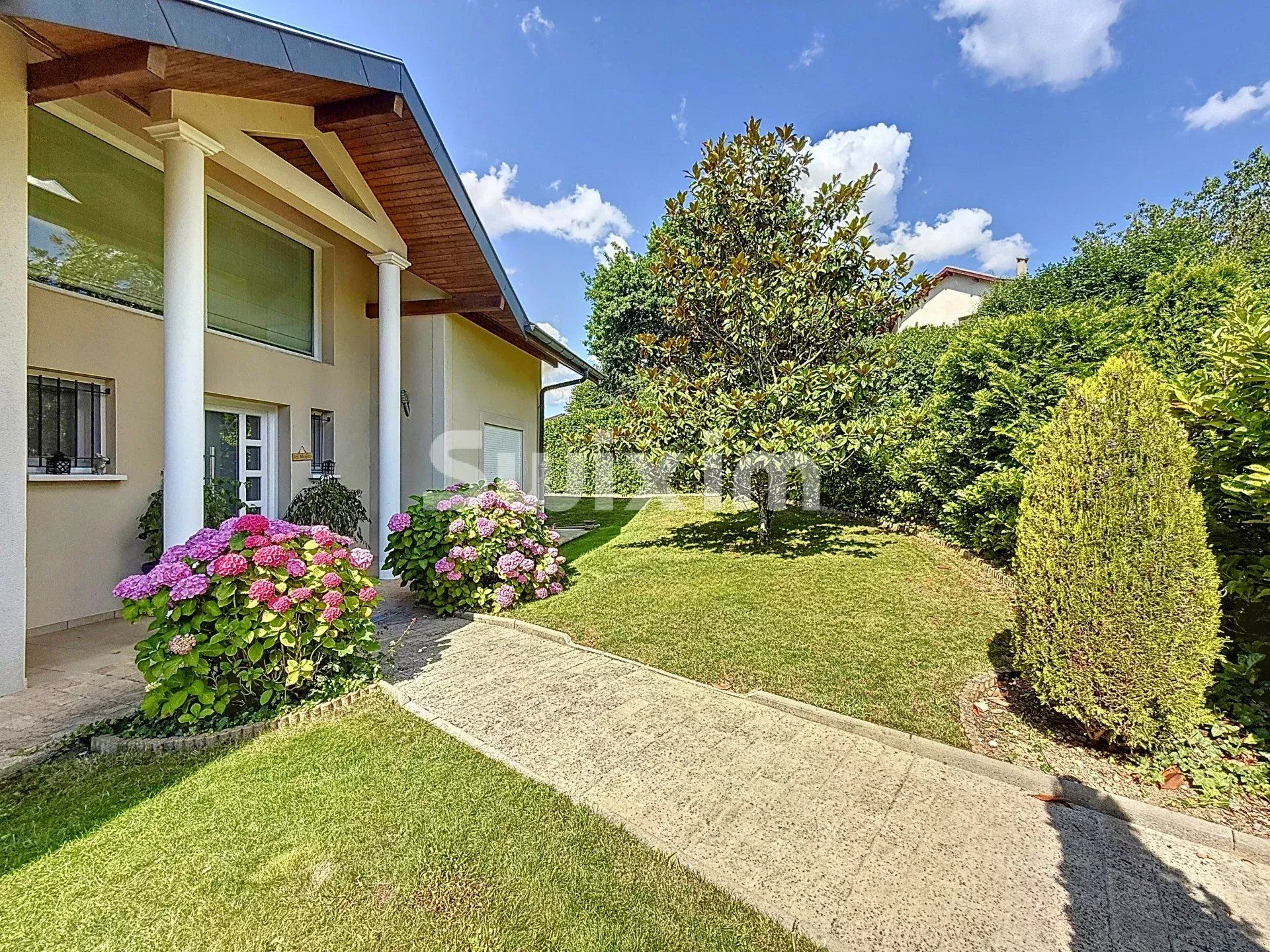 maison 7 Pièces en vente sur Divonne-les-Bains (01220)