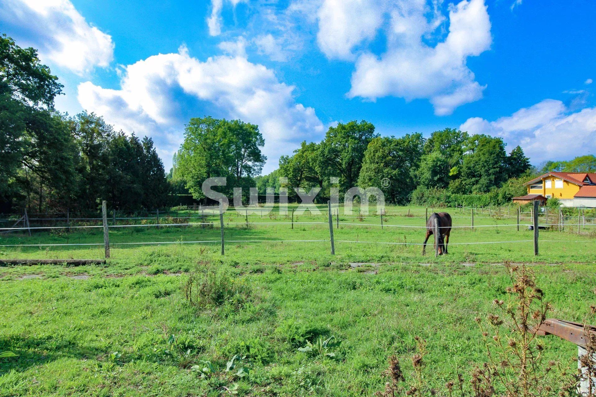 ferme 9 Pièces en vente sur Prévessin-Moëns (01280)