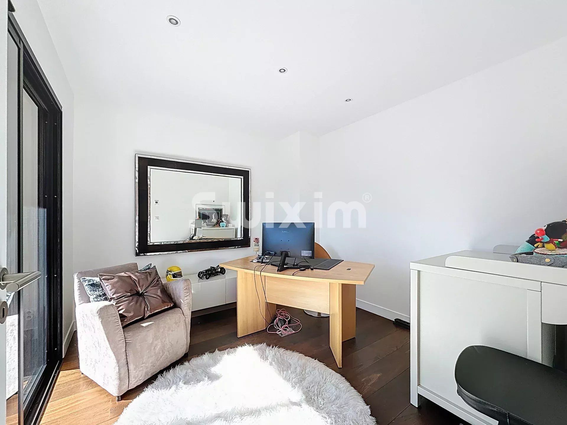 maison 8 Pièces en vente sur Divonne-les-Bains (01220)