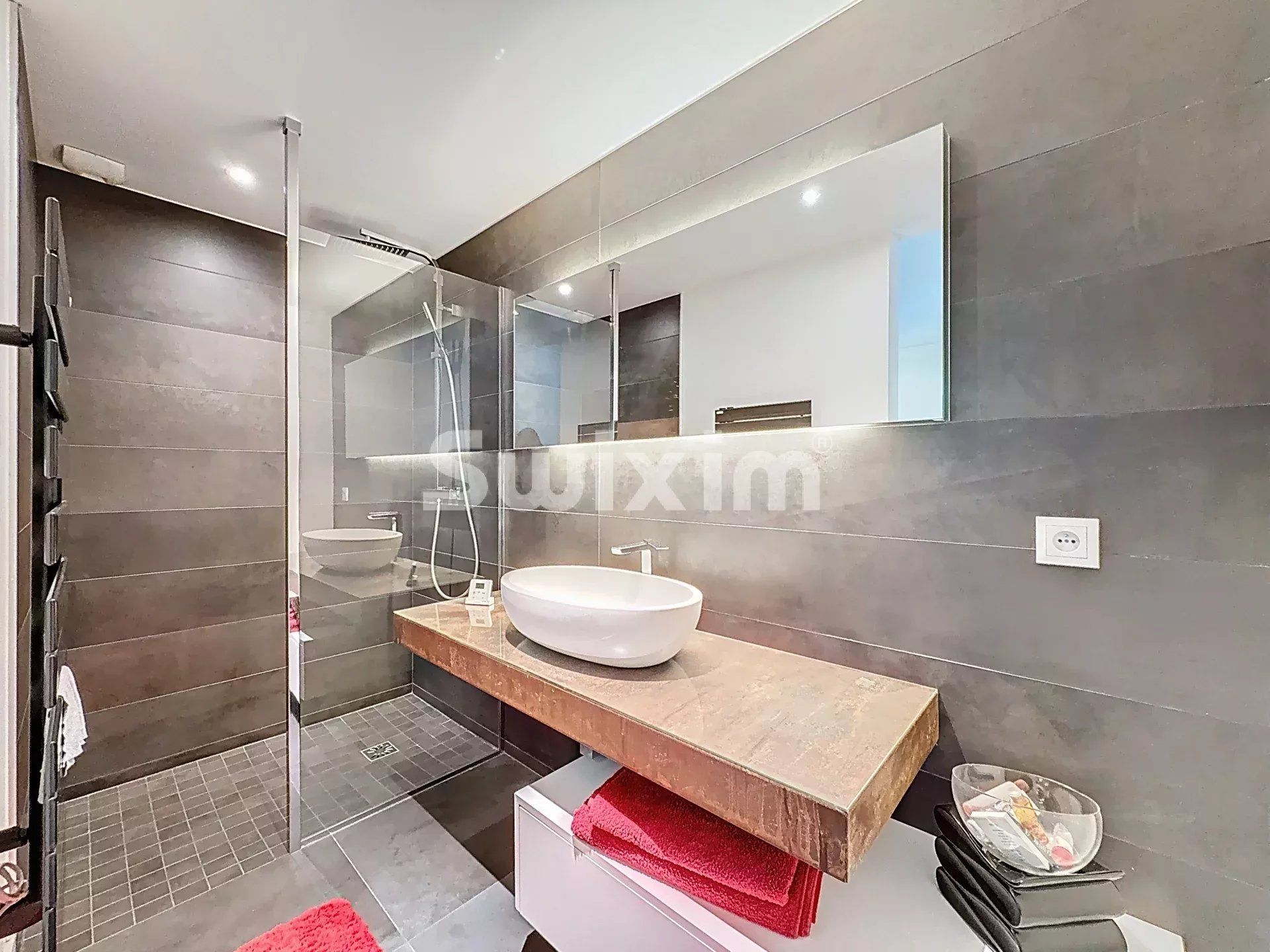 maison 8 Pièces en vente sur Divonne-les-Bains (01220)