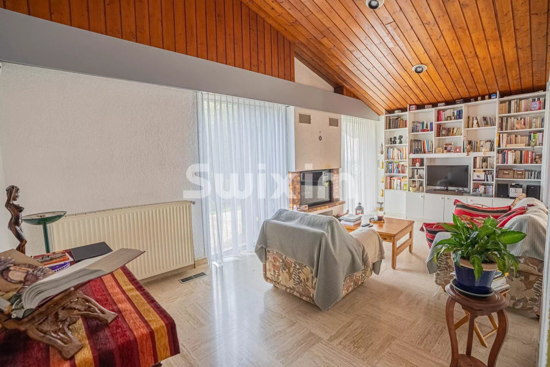 maison 8 Pièces en vente sur Divonne-les-Bains (01220)