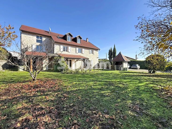 Vente Maison Saint-Jean-de-Gonville 12&nbsp;Pièces 392&nbsp;m²