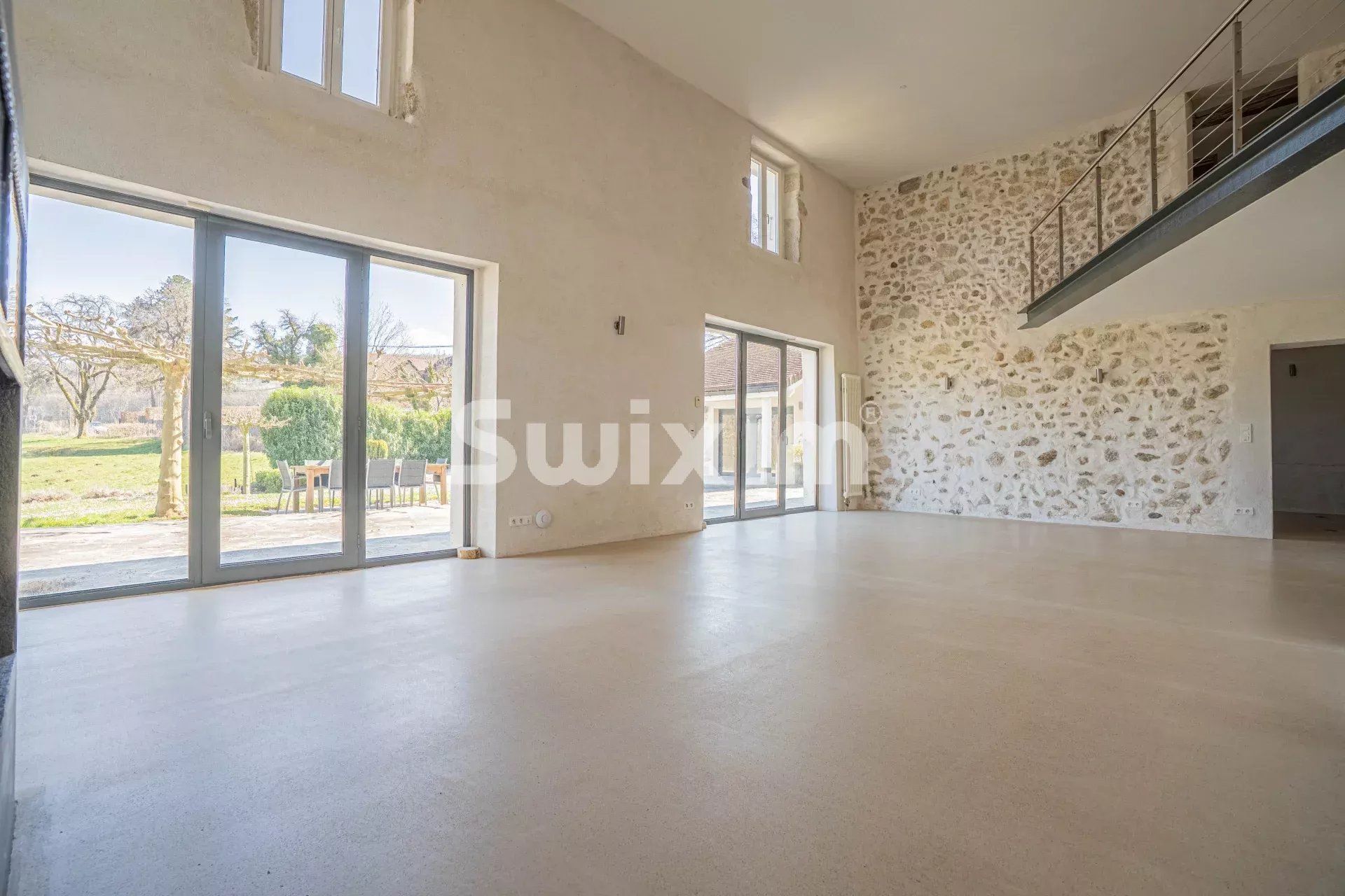 maison 10 Pièces en vente sur Divonne-les-Bains (01220)