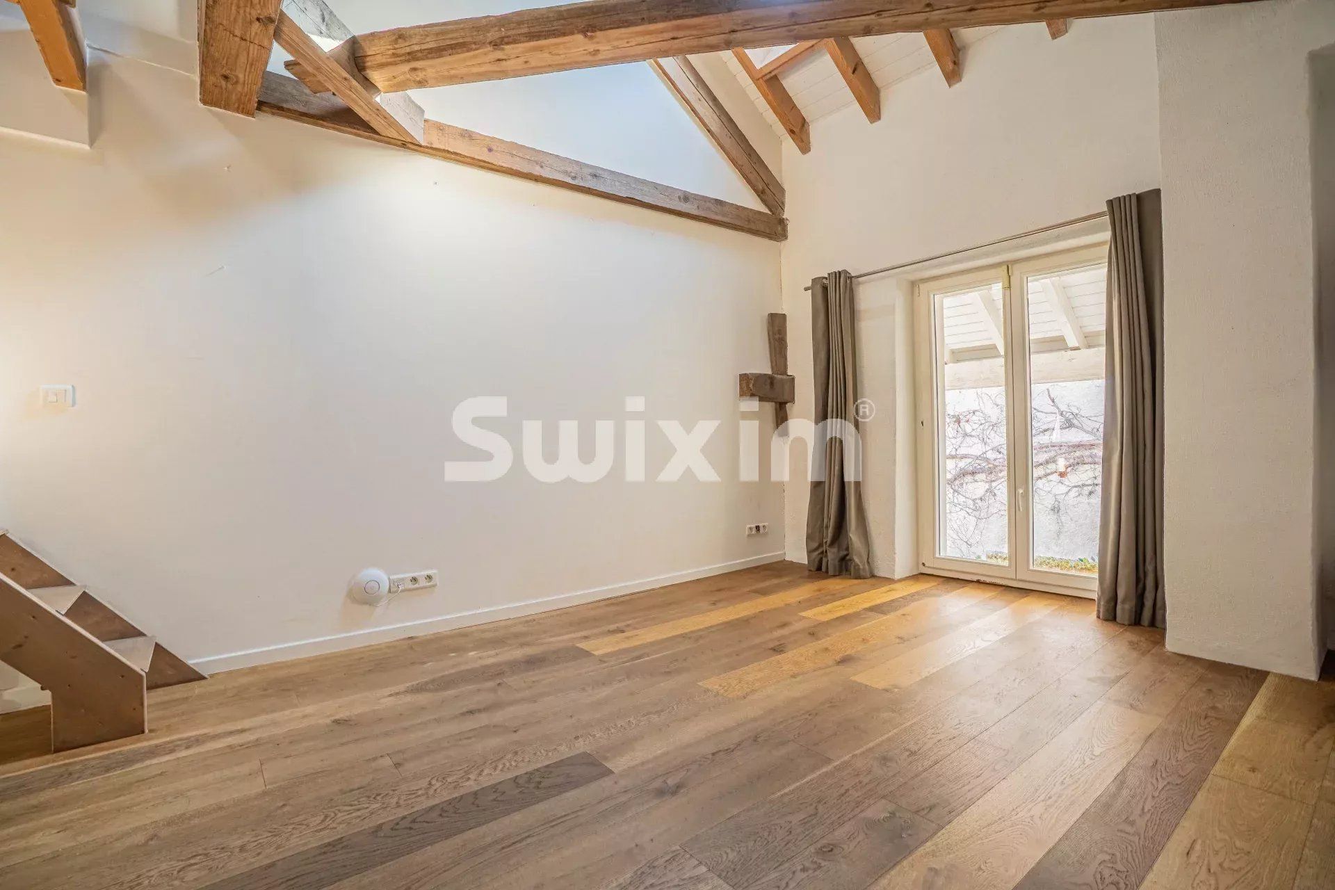 maison 10 Pièces en vente sur Divonne-les-Bains (01220)