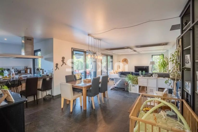 Vente Maison Prévessin-Moëns 6&nbsp;Pièces 197&nbsp;m²