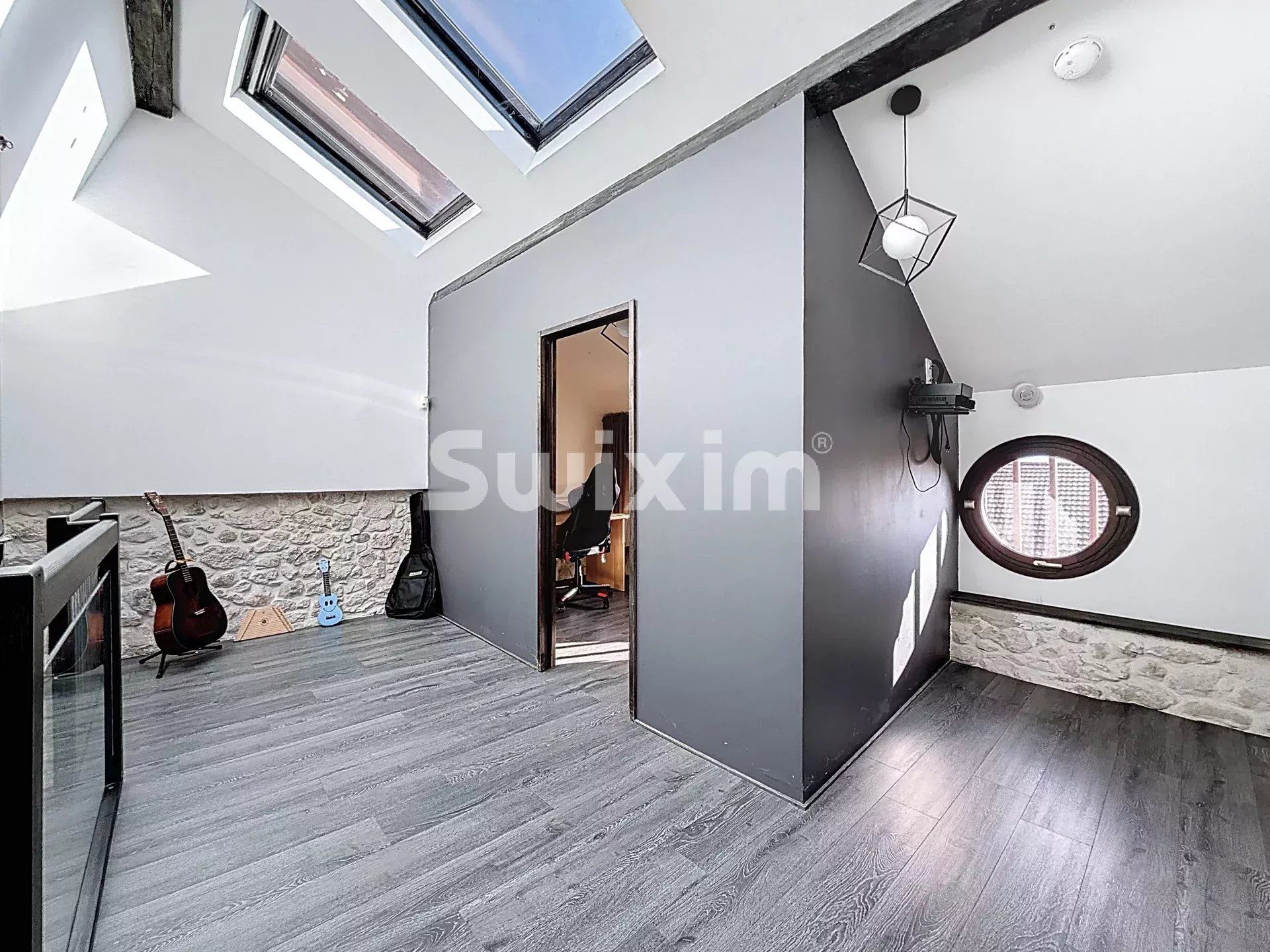 maison 10 Pièces en vente sur Péron (01630)