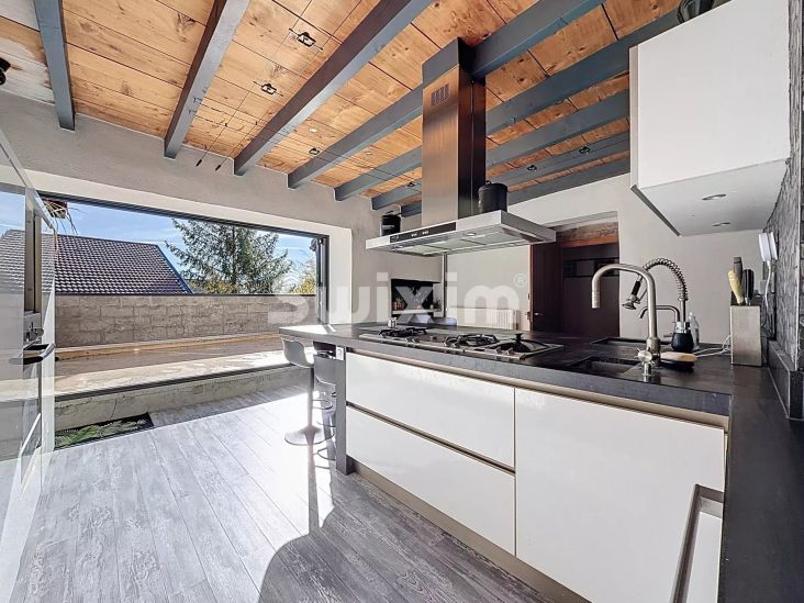 Vente Maison Péron 10&nbsp;Pièces 377&nbsp;m²