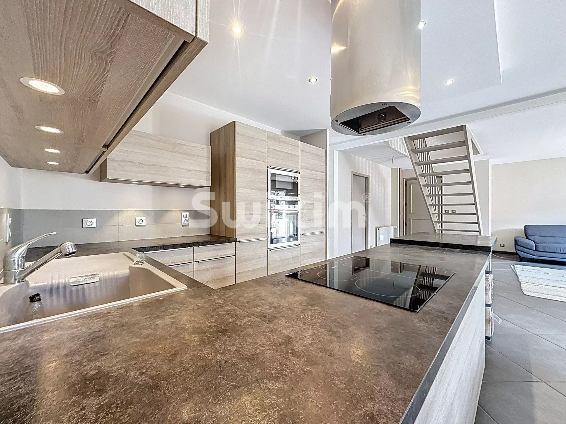 Location Maison Gex 4&nbsp;Pièces 111&nbsp;m²