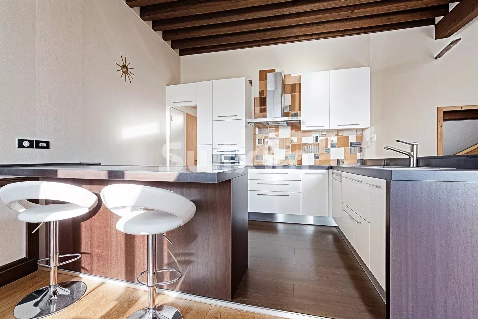 townhouse 6 Rooms for sale on Gex (01170)