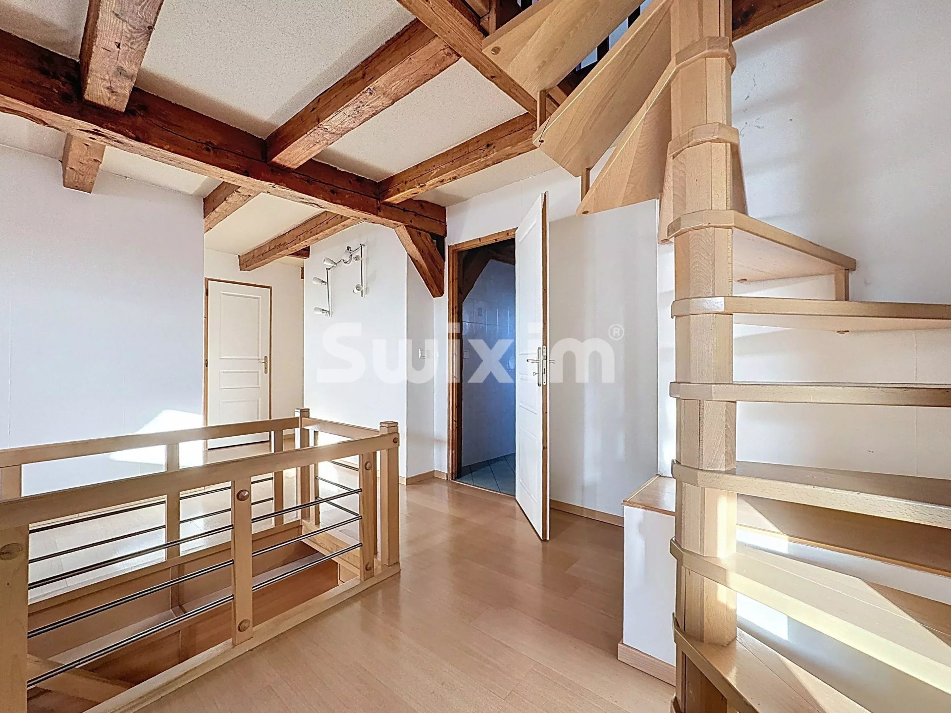 townhouse 6 Rooms for sale on Gex (01170)