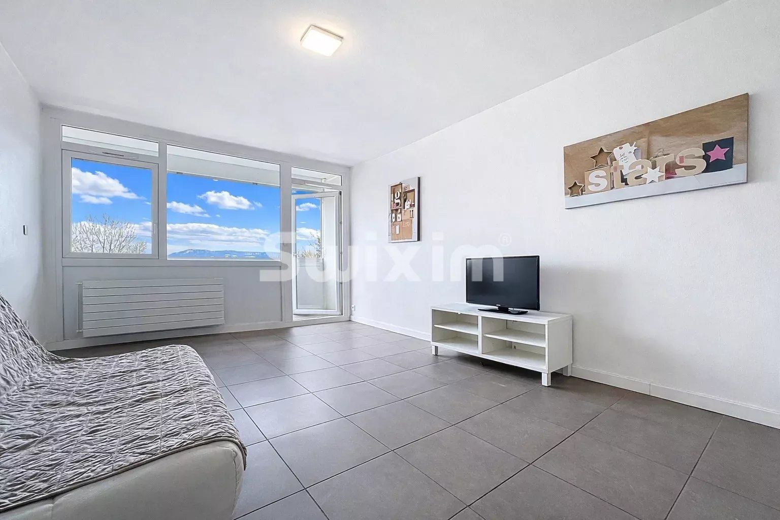 apartment 1 room for sale on Ferney-Voltaire (01210)