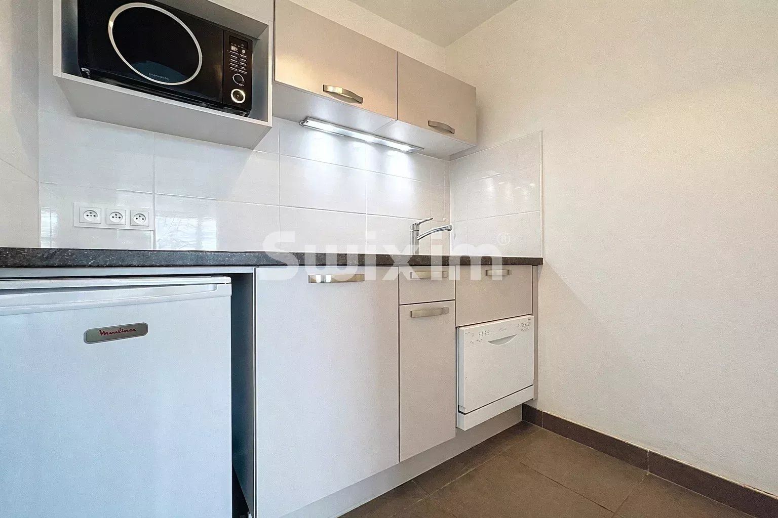apartment 1 room for sale on Ferney-Voltaire (01210)