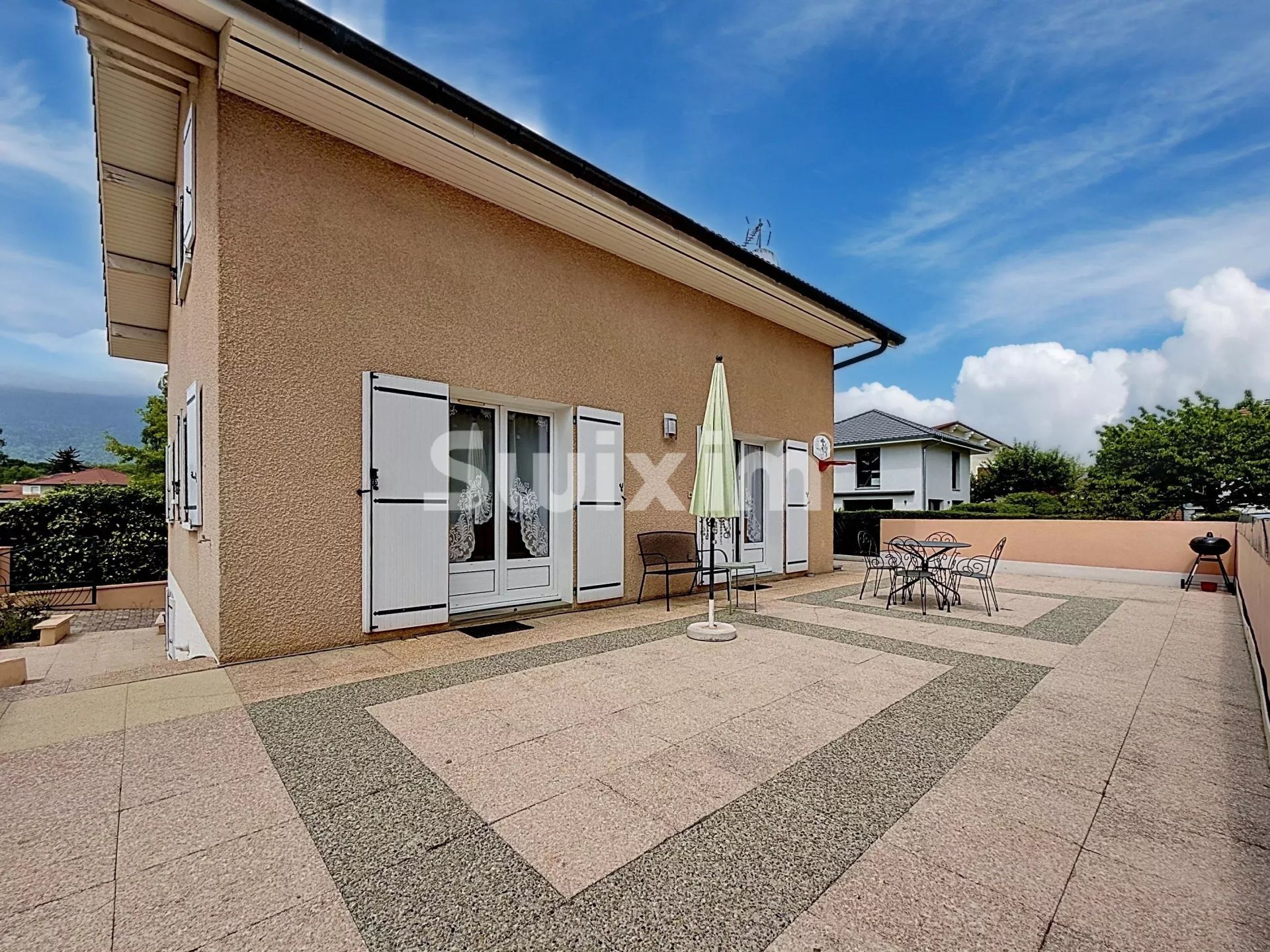 maison 8 Pièces en vente sur Ségny (01170)