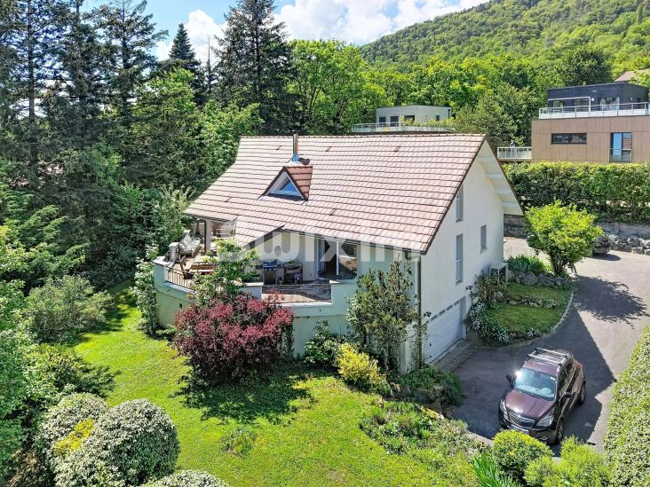 Vente Maison Échenevex 7&nbsp;Pièces 321&nbsp;m²