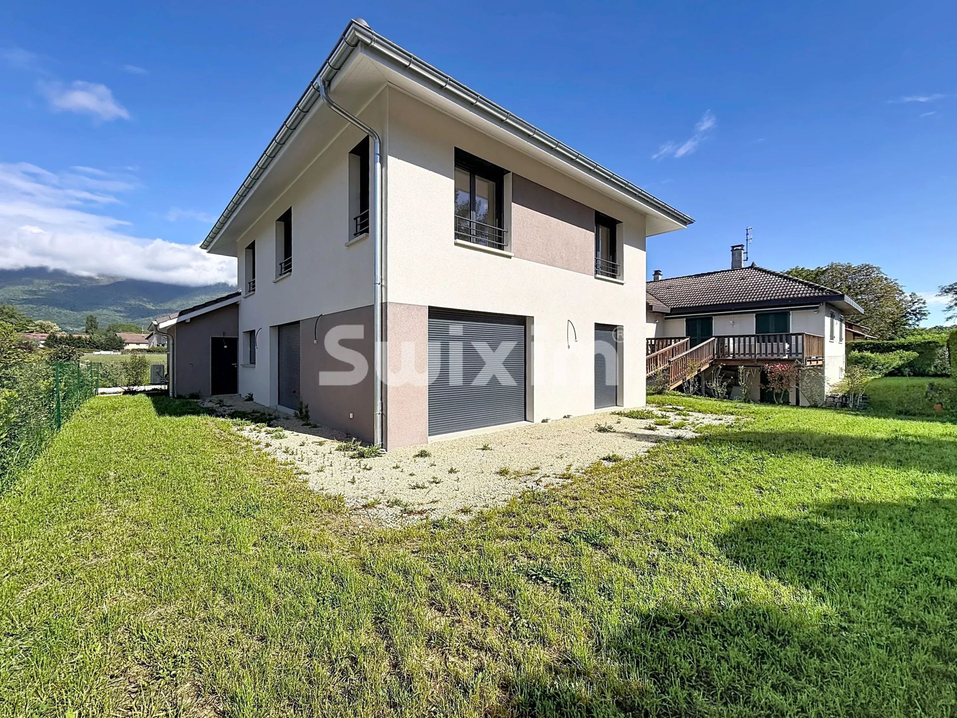 maison 6 Pièces en vente sur Saint-Genis-Pouilly (01630)