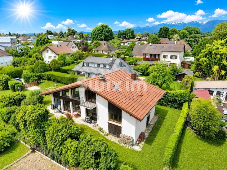 Vente Maison Ornex 7&nbsp;Pièces 201&nbsp;m²