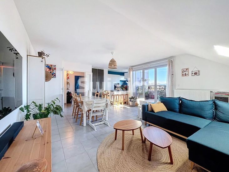 Vente Appartement Divonne-les-Bains 4&nbsp;Pièces 108&nbsp;m²