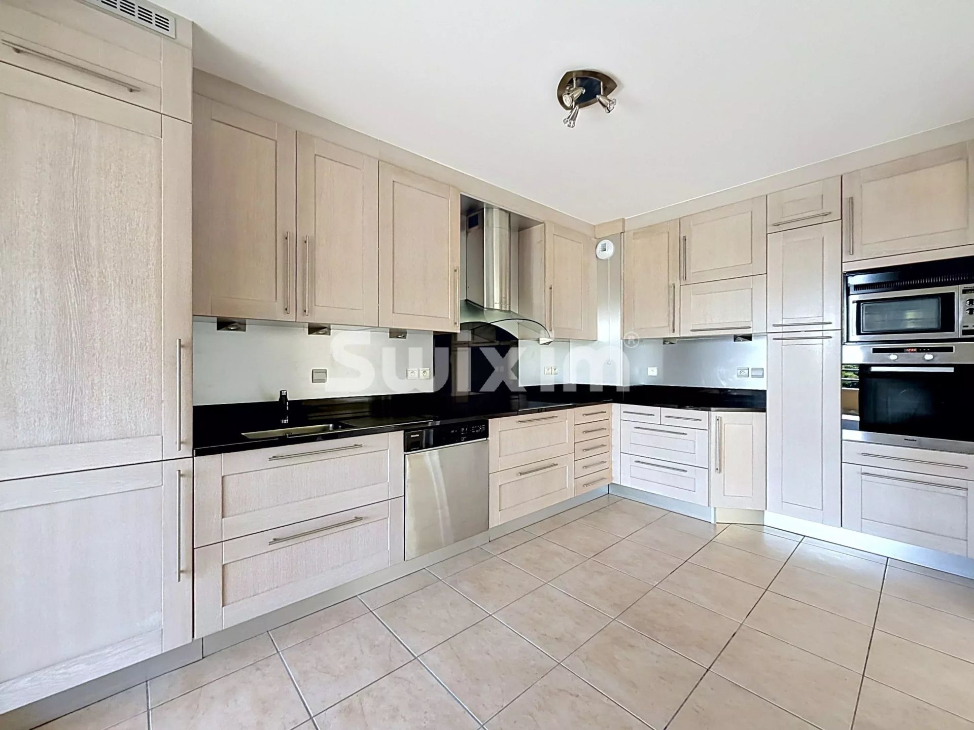 appartement 5 Pièces en vente sur Divonne-les-Bains (01220)