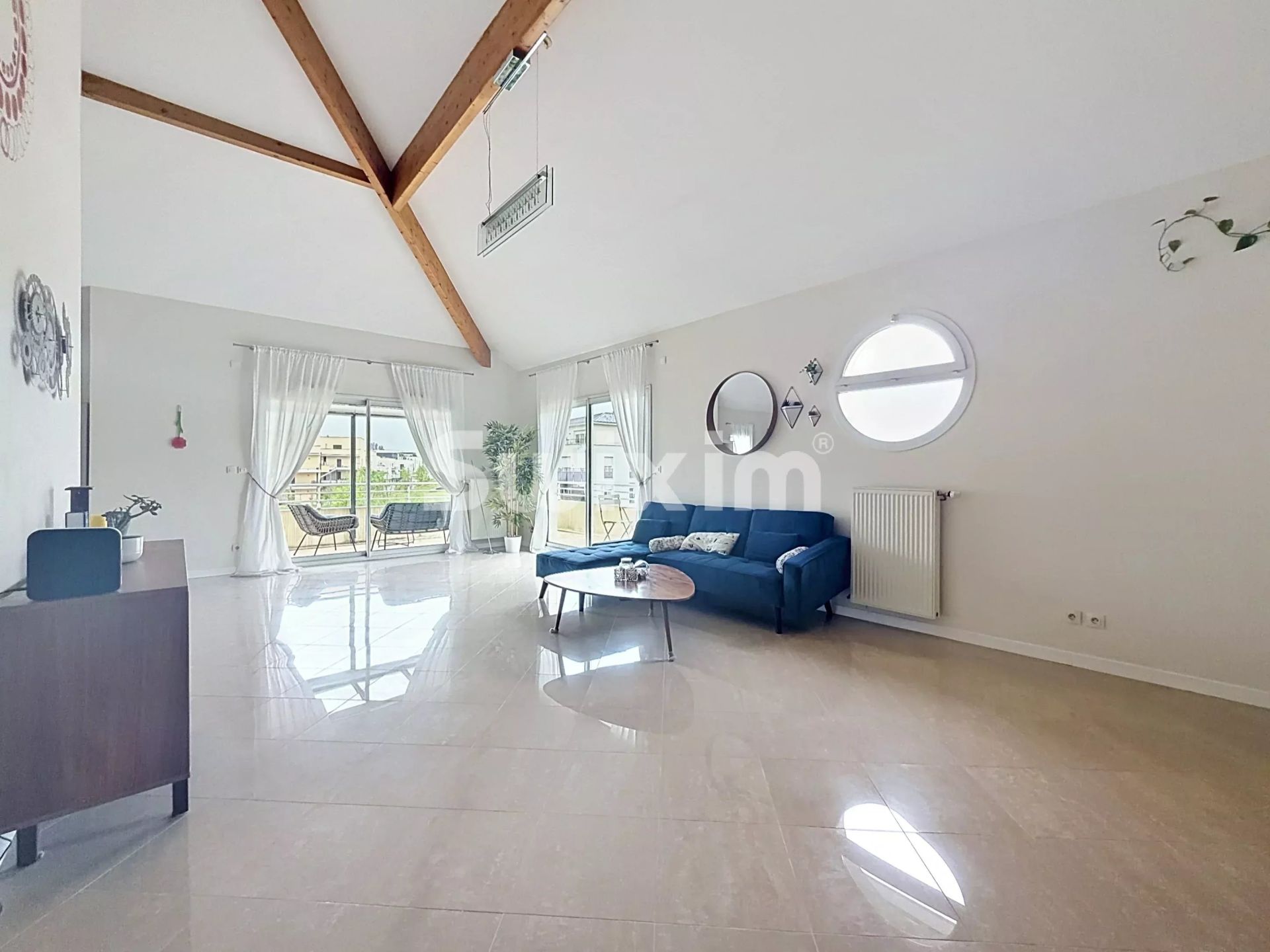 appartement 7 Pièces en vente sur Ferney-Voltaire (01210)