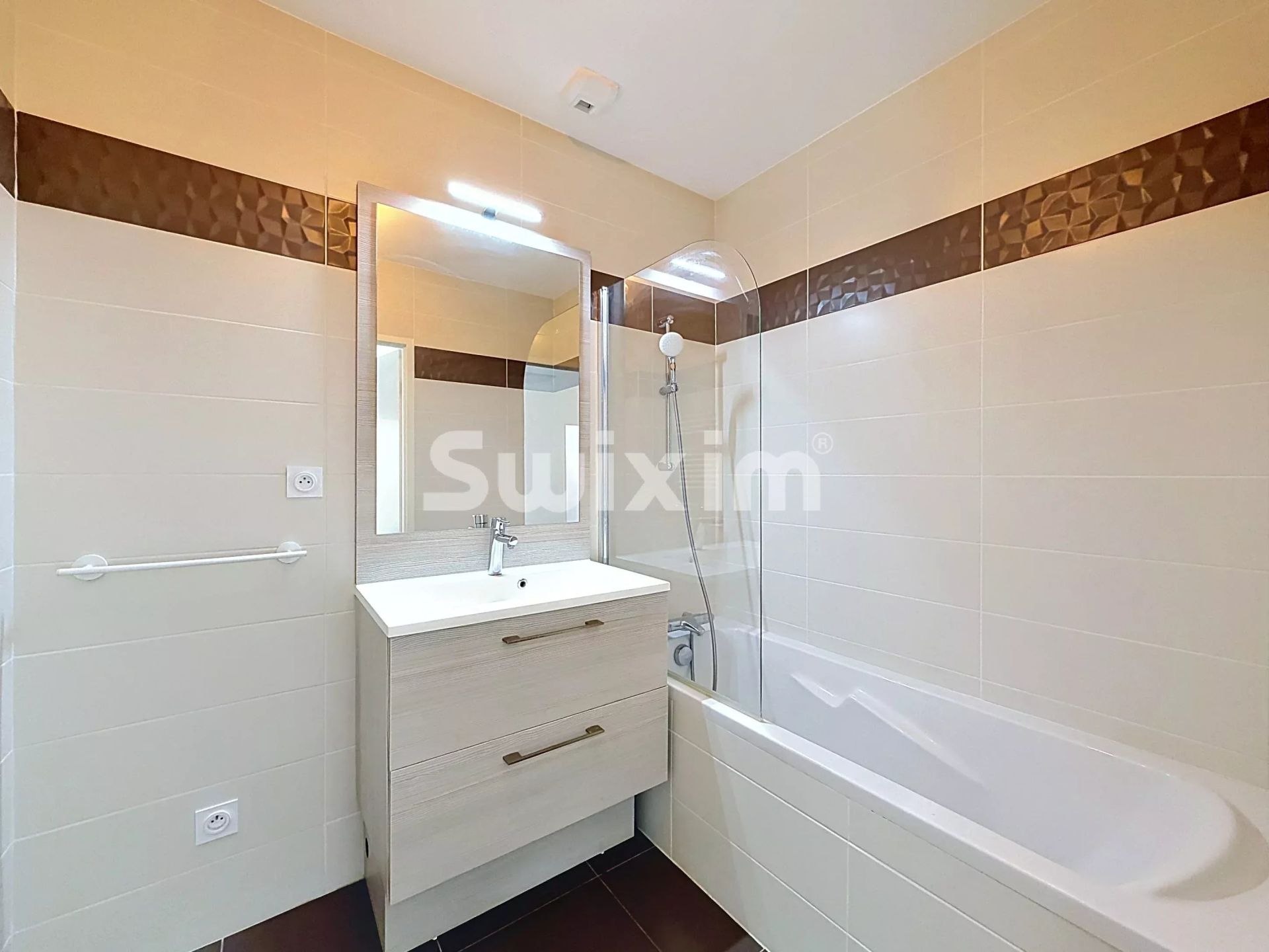 maison 5 Pièces en vente sur Prévessin-Moëns (01280)