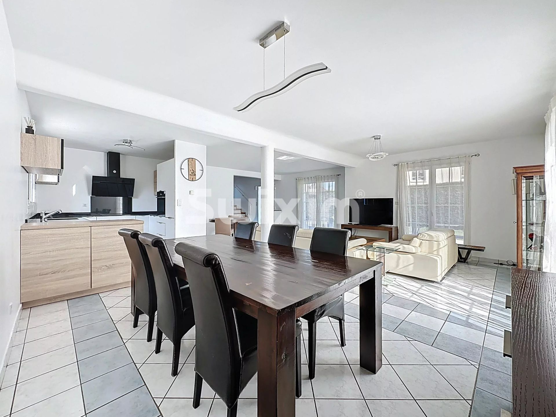 maison 5 Pièces en vente sur Saint-Genis-Pouilly (01630)
