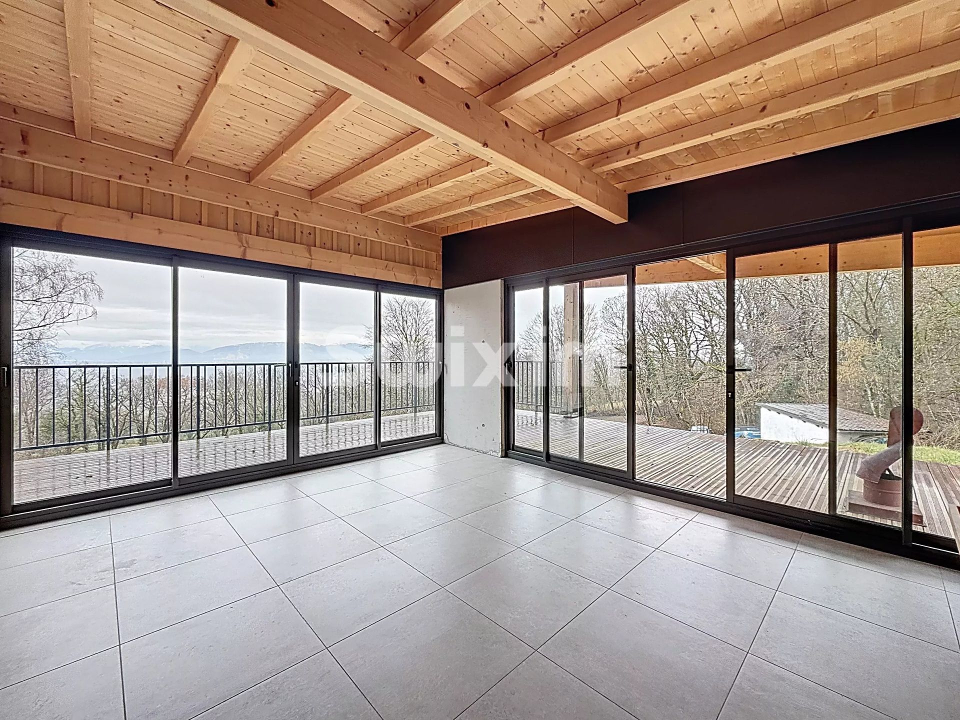 apartment 2 Rooms for sale on Crozet (01170)