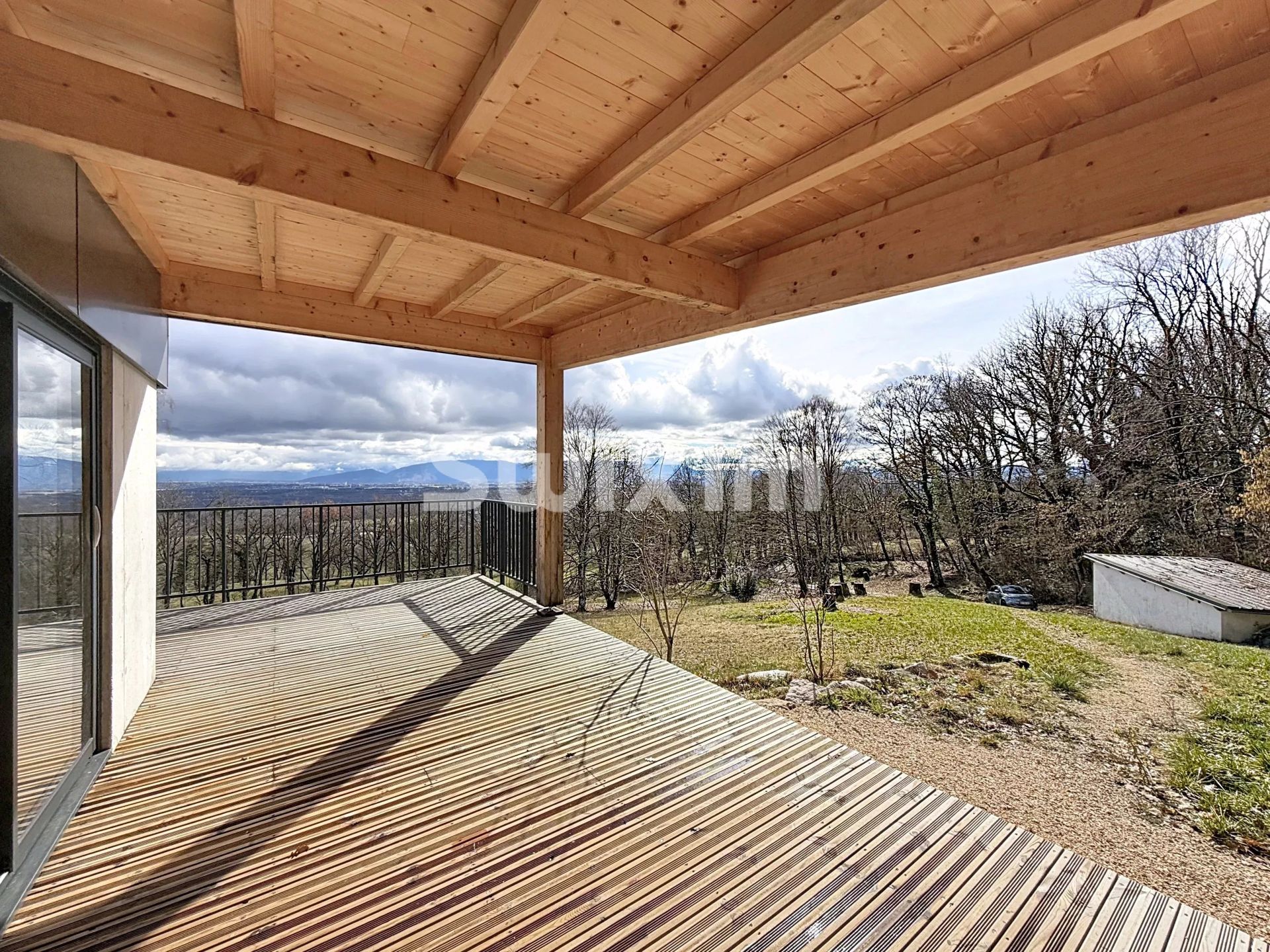apartment 2 Rooms for sale on Crozet (01170)