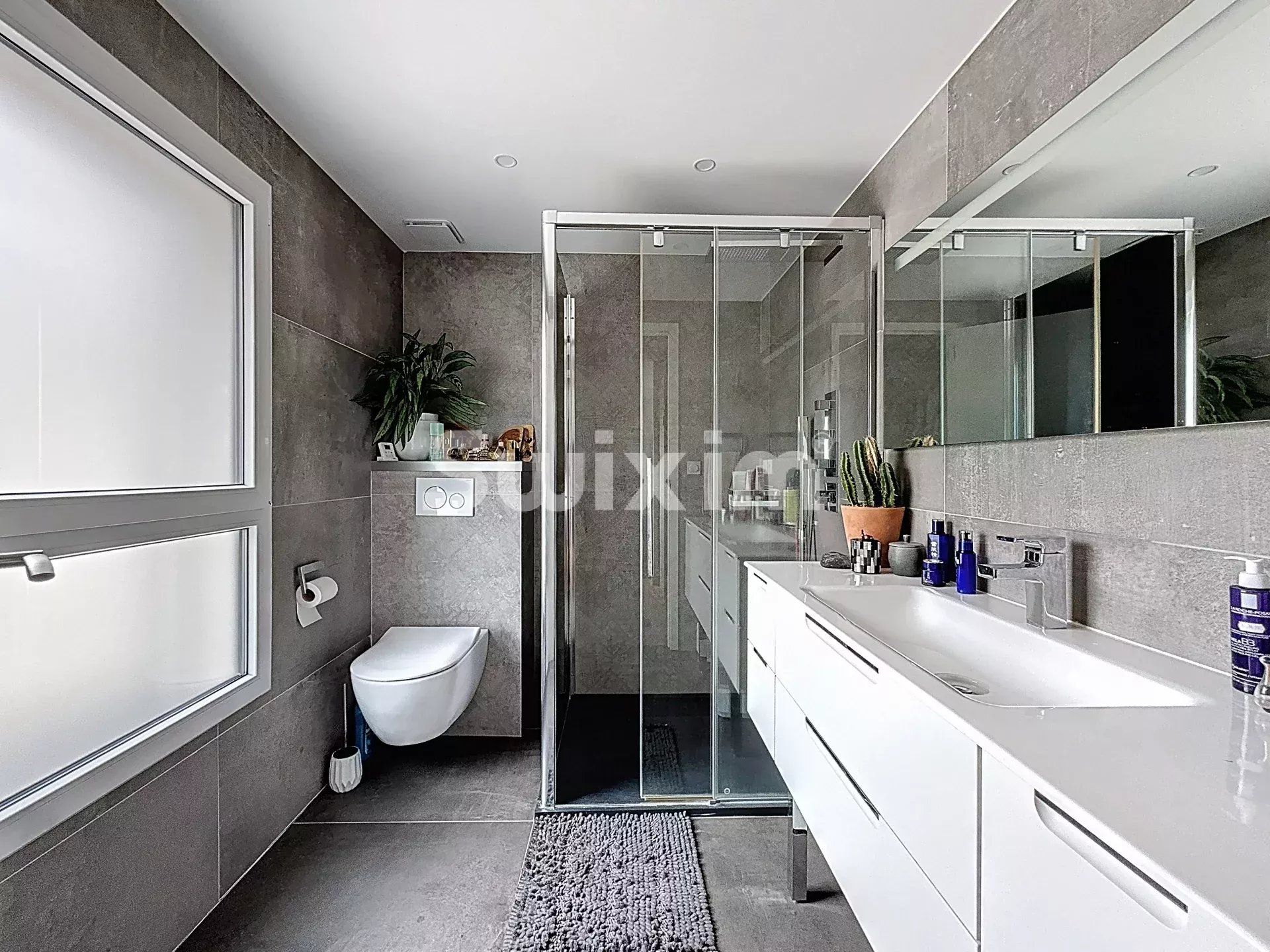 maison 7 Pièces en vente sur Divonne-les-Bains (01220)