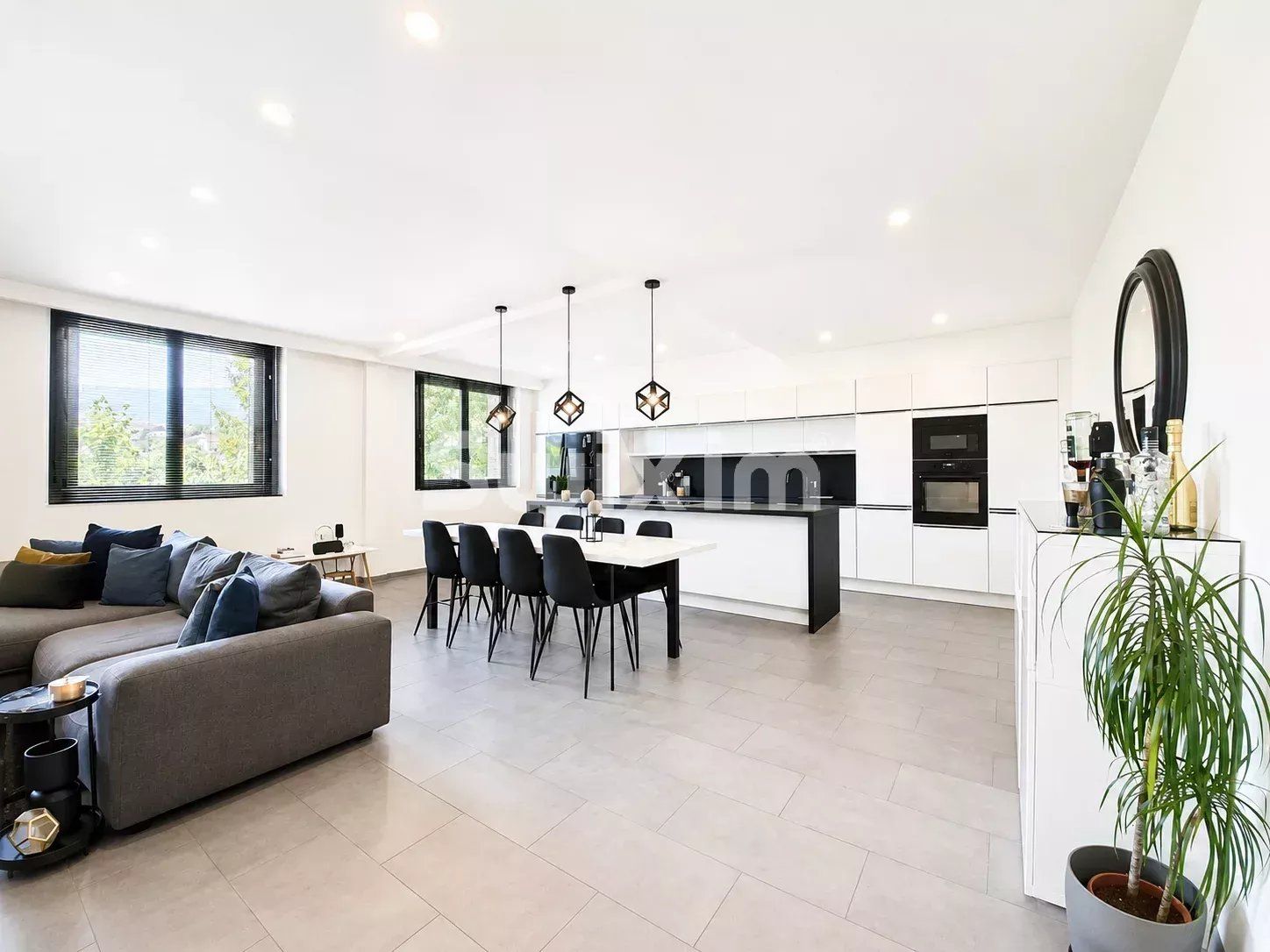 maison 12 Pièces en vente sur Valserhône (01200)