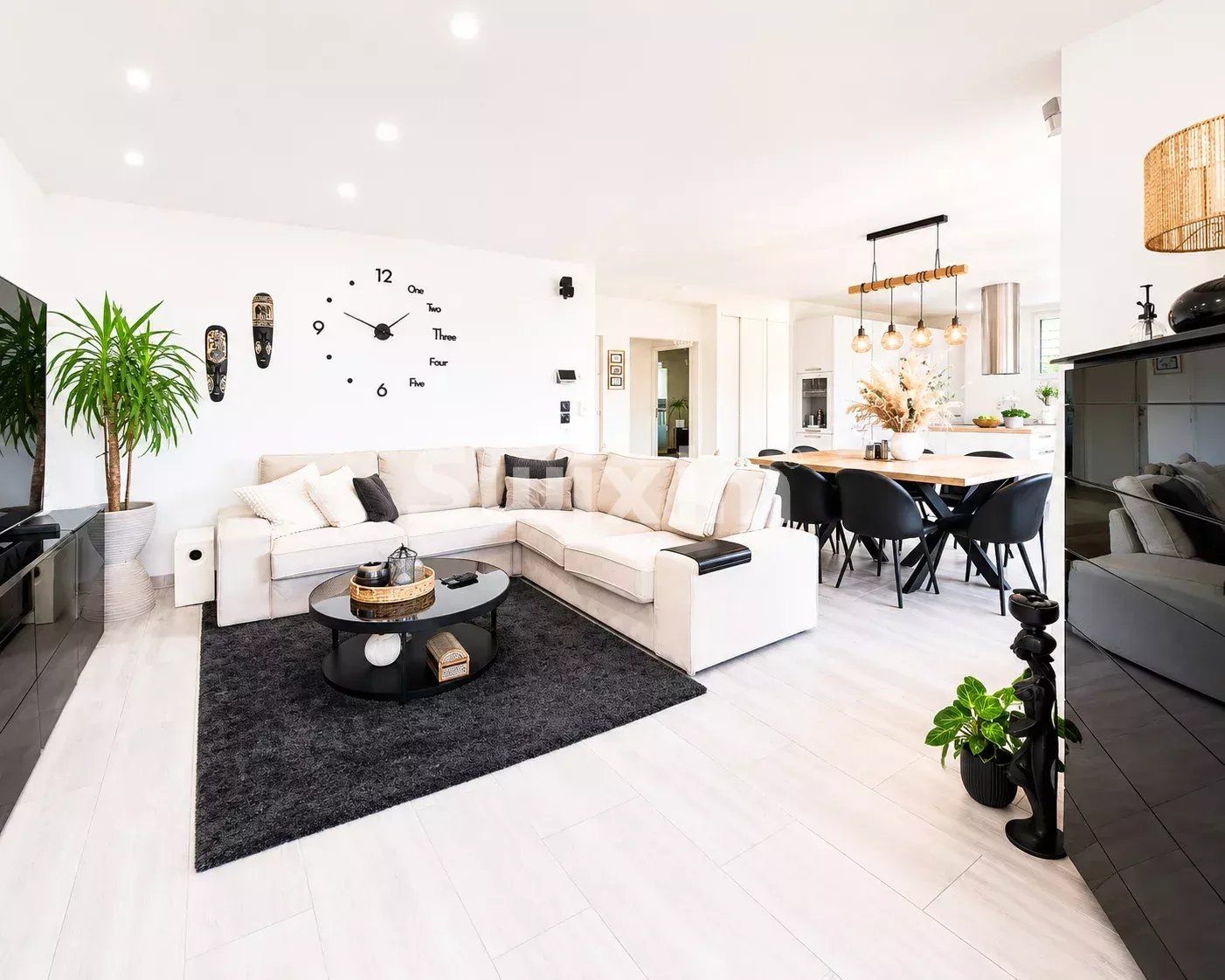 maison 12 Pièces en vente sur Valserhône (01200)